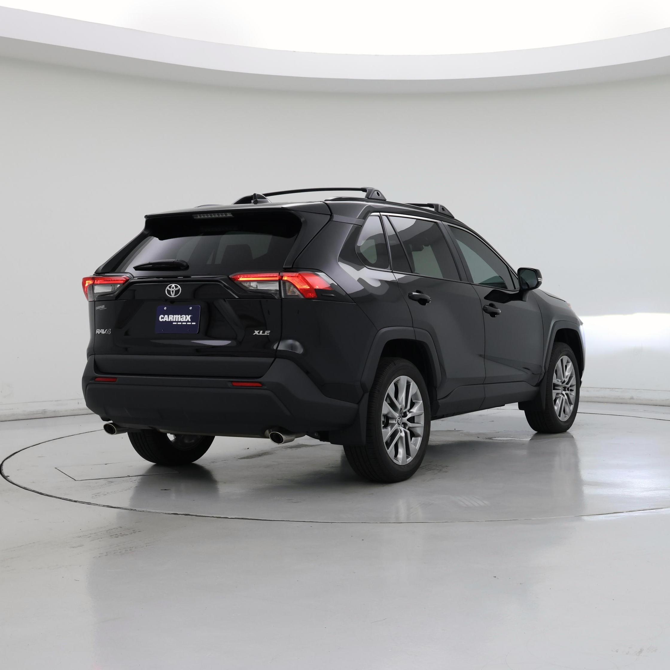 Thumbnail: 2025 Toyota RAV4 - 8