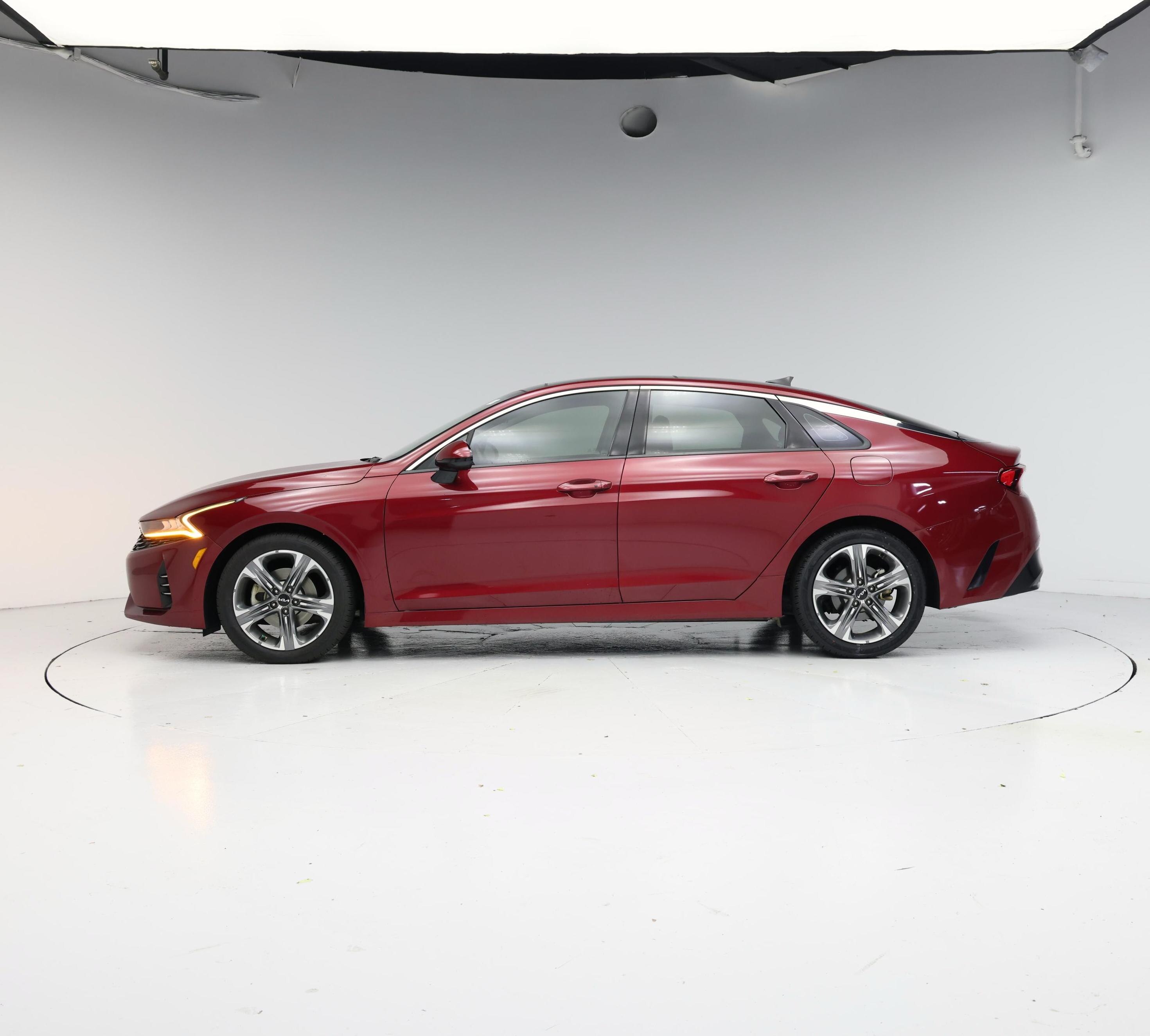 Thumbnail: 2023 Kia K5 - 3
