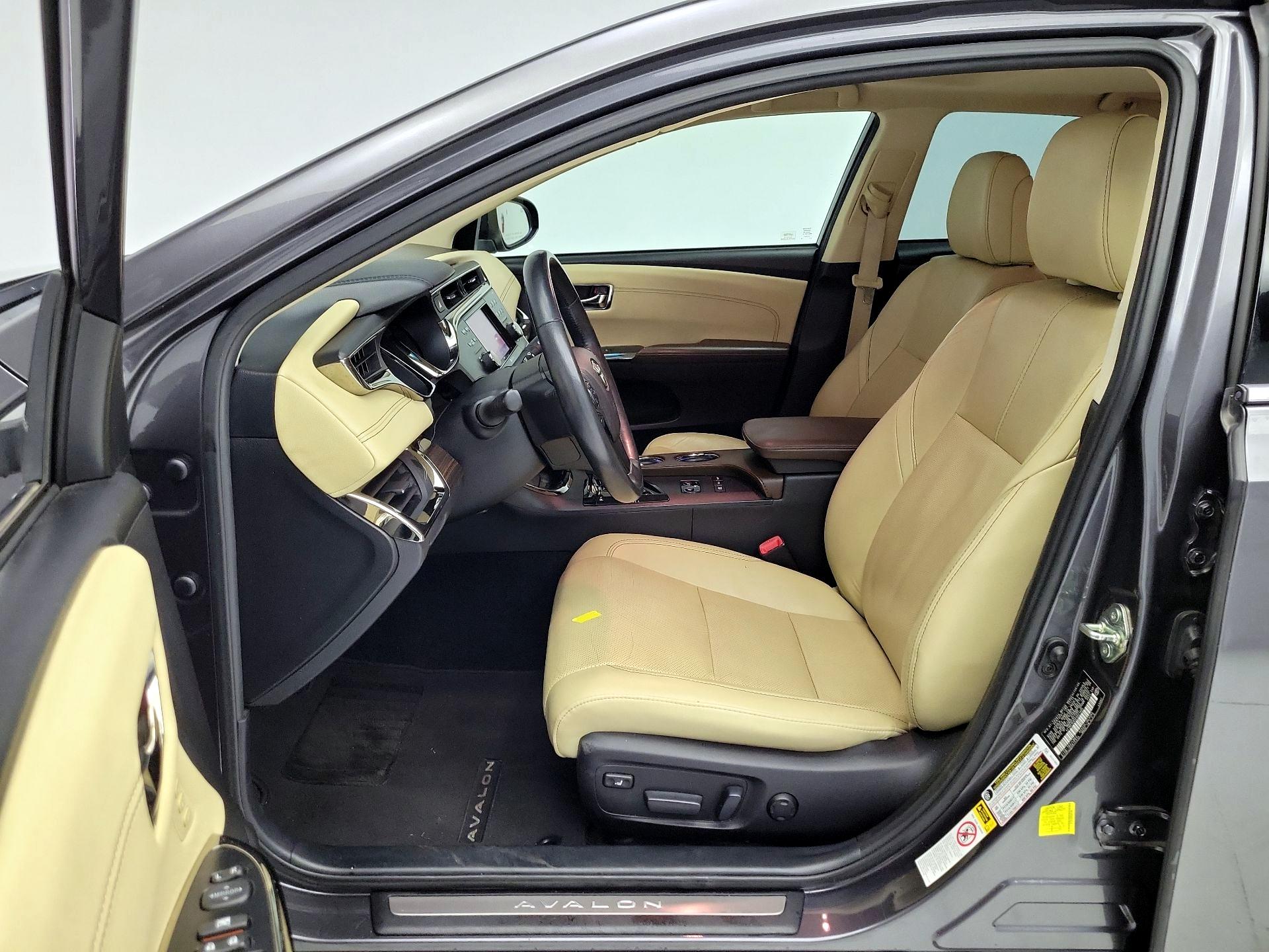 Thumbnail: 2014 Toyota Avalon - 11