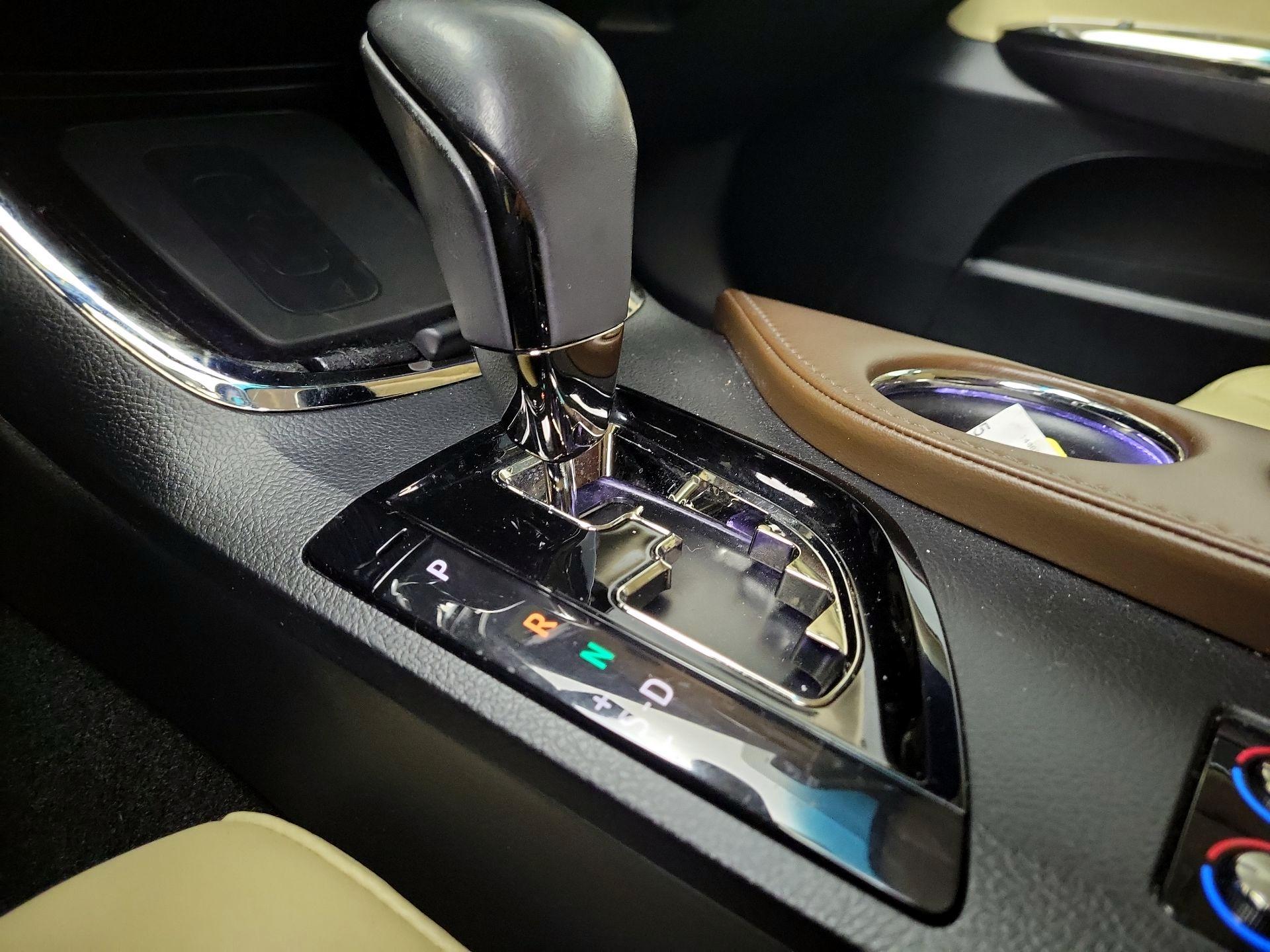 Thumbnail: 2014 Toyota Avalon - 18
