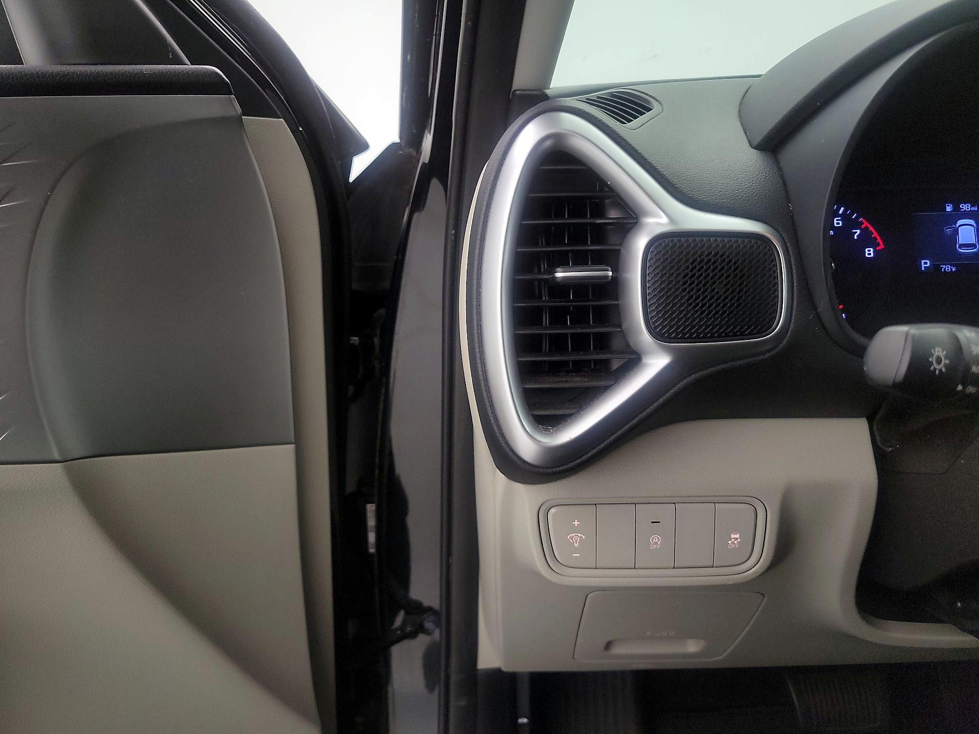 Thumbnail: 2020 Kia Soul - 13