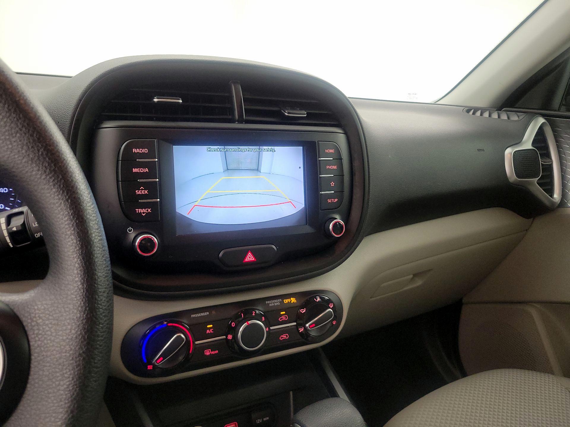 Thumbnail: 2020 Kia Soul - 14
