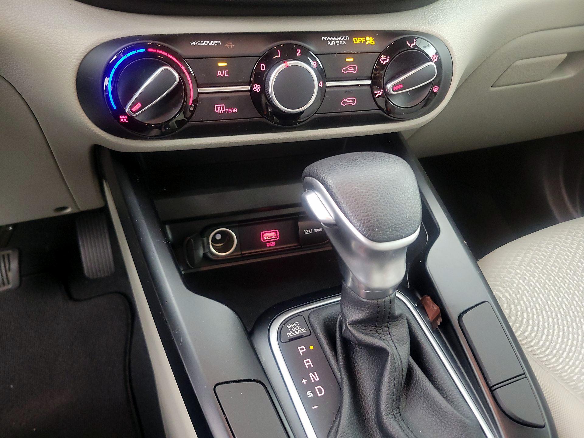 Thumbnail: 2020 Kia Soul - 16