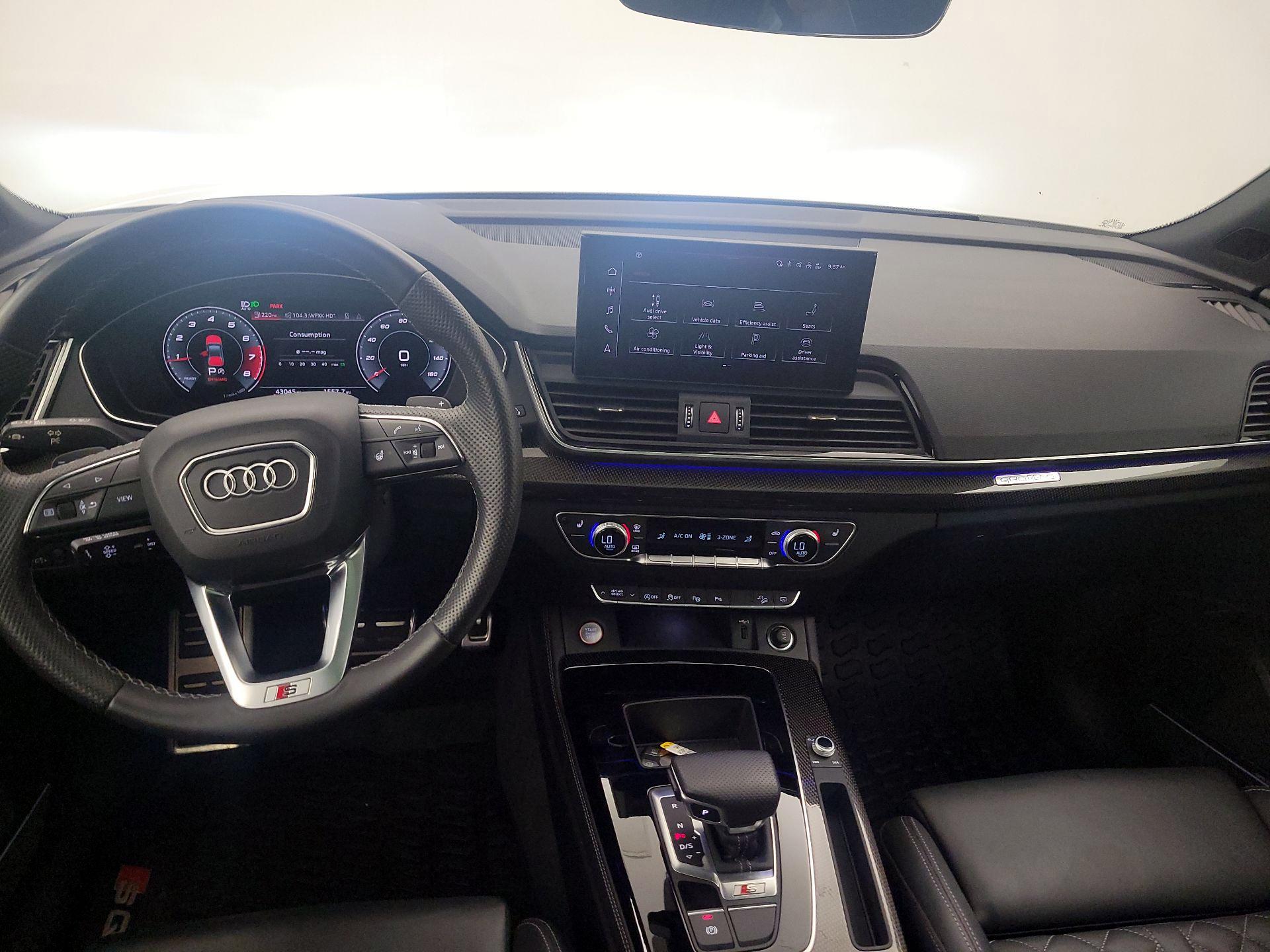 Thumbnail: 2022 Audi SQ5 - 9