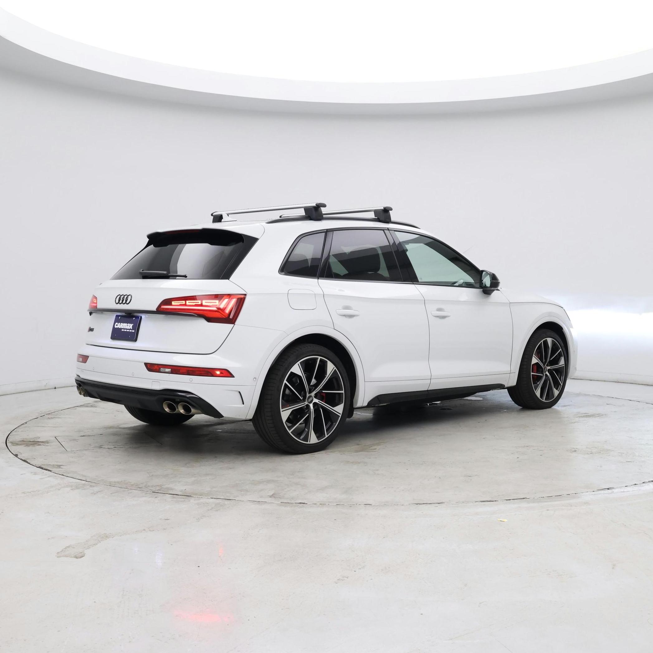 Thumbnail: 2022 Audi SQ5 - 6