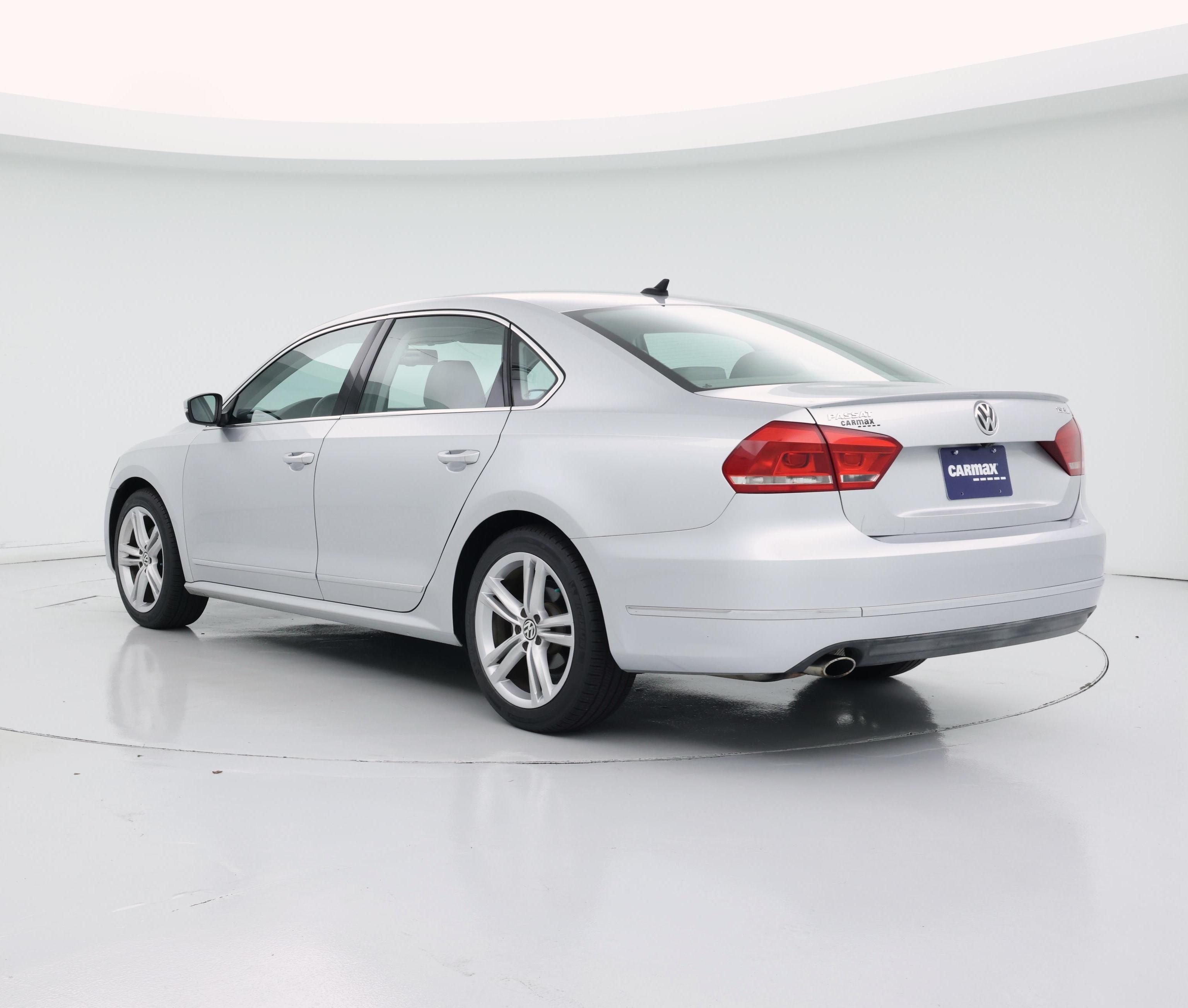 Thumbnail: 2015 Volkswagen Passat - 2