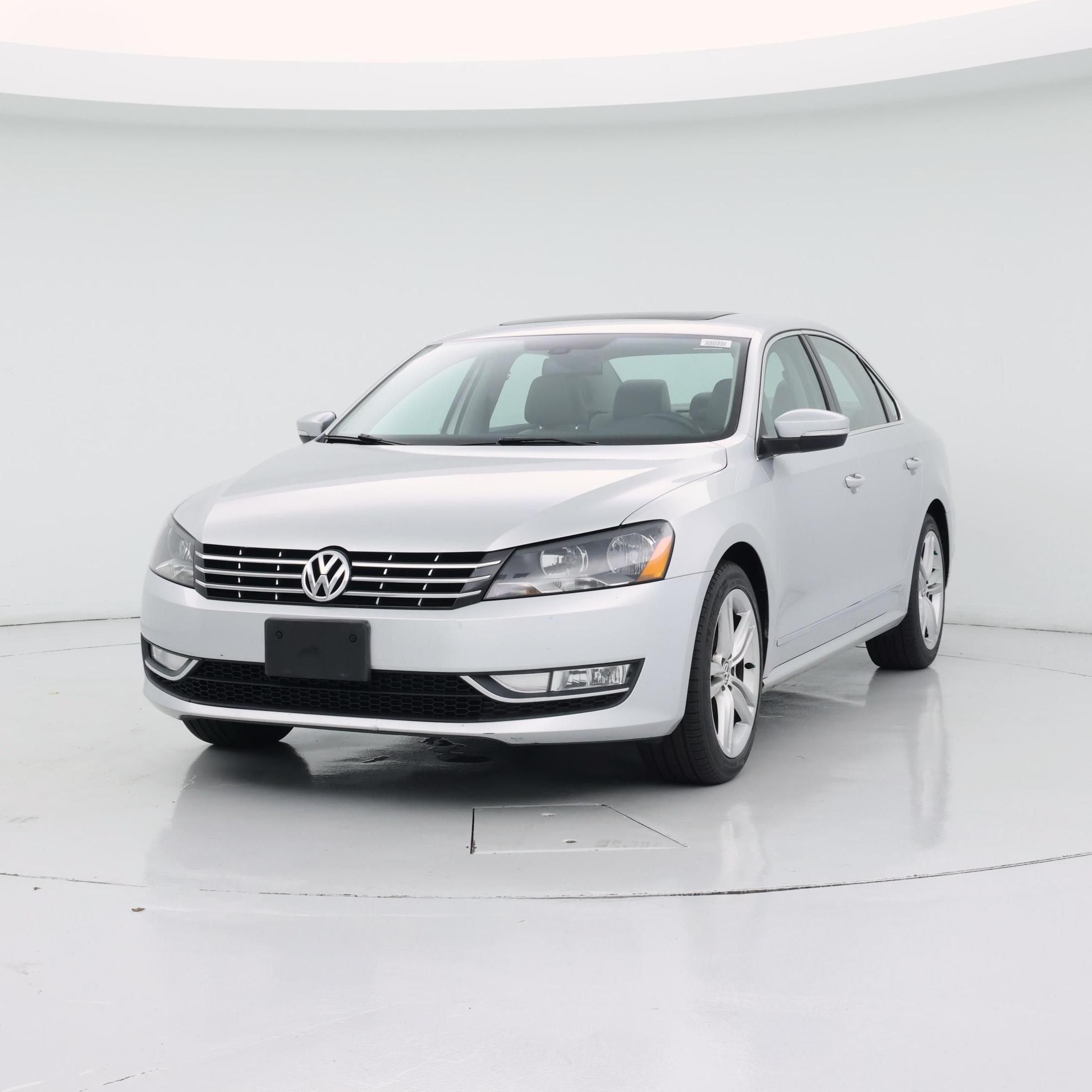 Thumbnail: 2015 Volkswagen Passat - 4