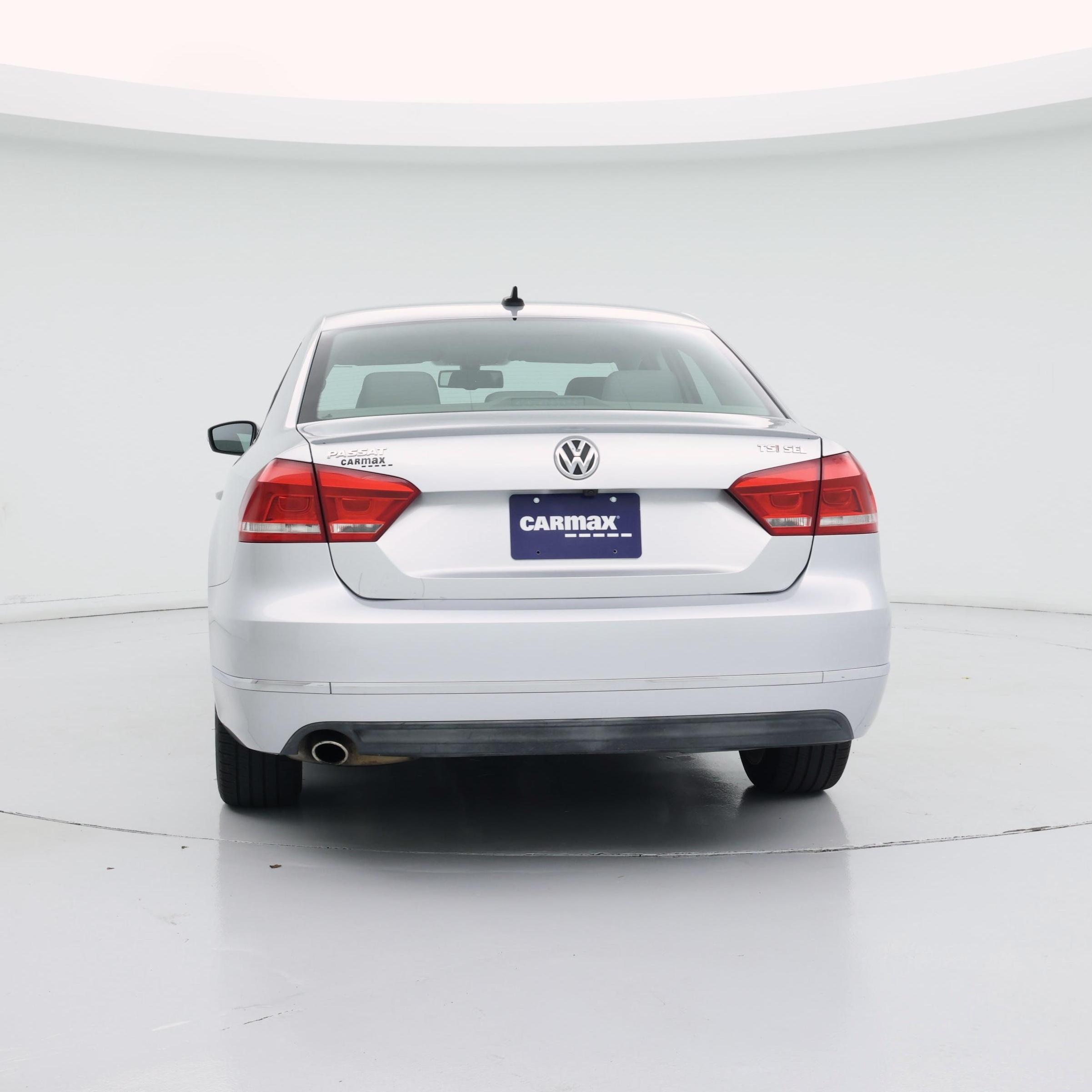 Thumbnail: 2015 Volkswagen Passat - 6