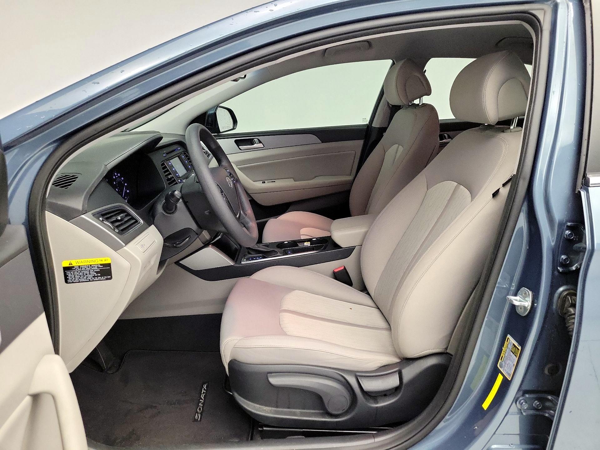 Thumbnail: 2016 Hyundai Sonata - 11