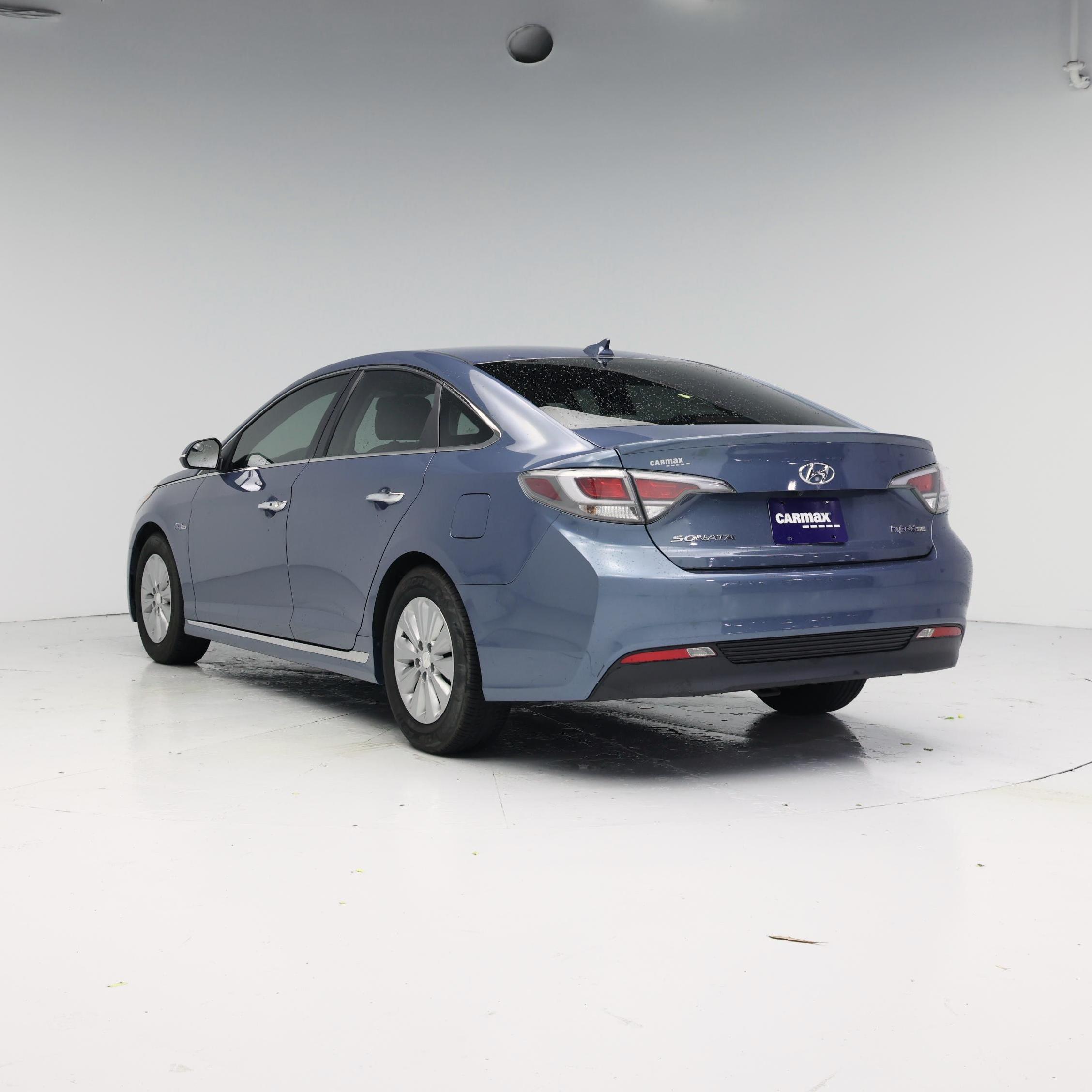 Thumbnail: 2016 Hyundai Sonata - 2