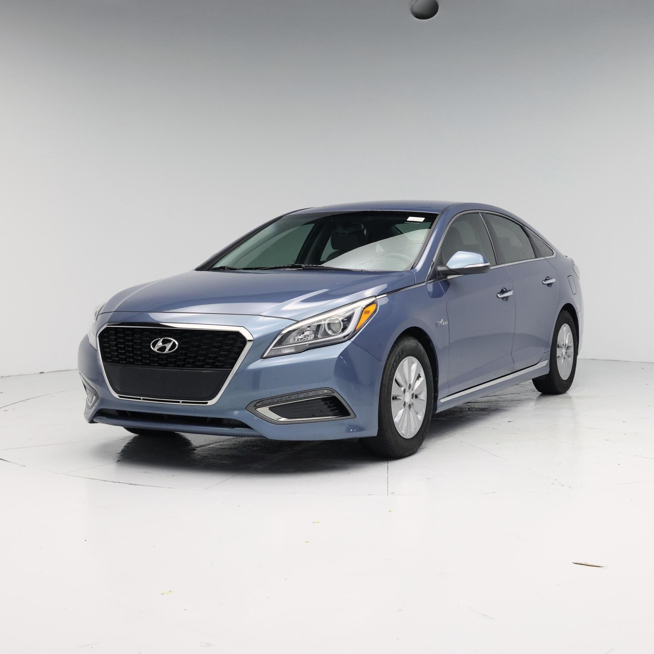 Thumbnail: 2016 Hyundai Sonata - 4