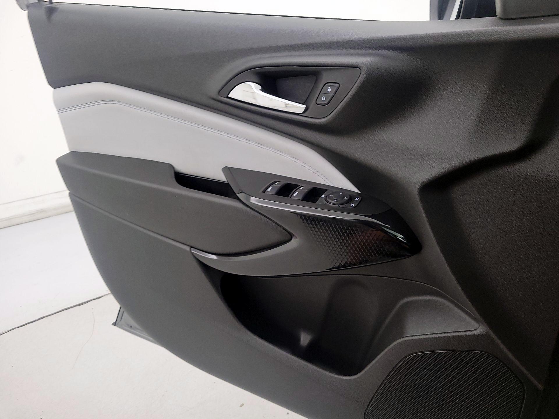 Thumbnail: 2025 Chevrolet Trax - 12