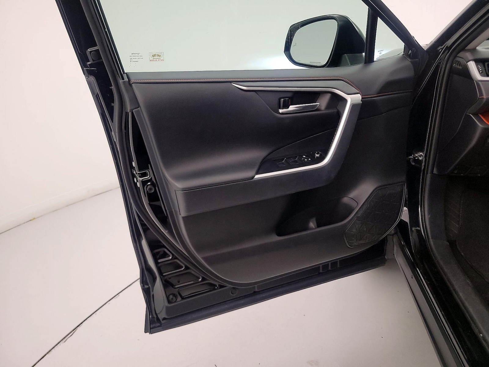 2021 Toyota RAV4 Adventure - Photo 13