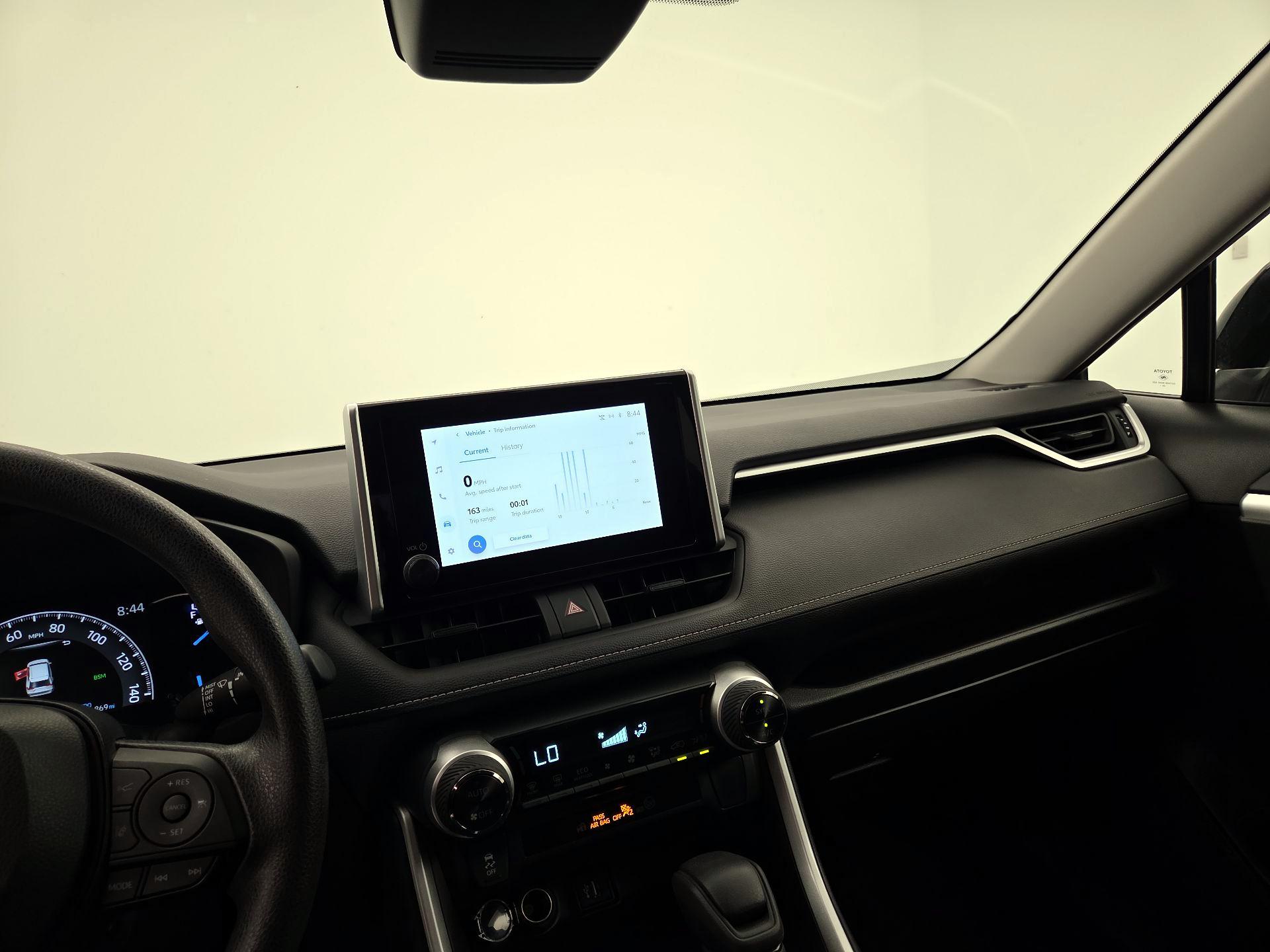 Thumbnail: 2025 Toyota RAV4 - 9