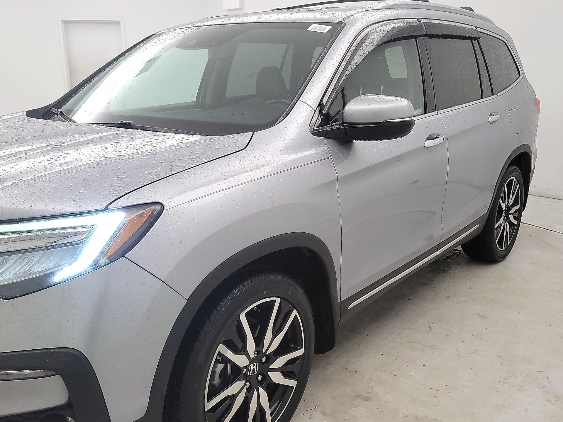 Thumbnail: 2020 Honda Pilot - 3