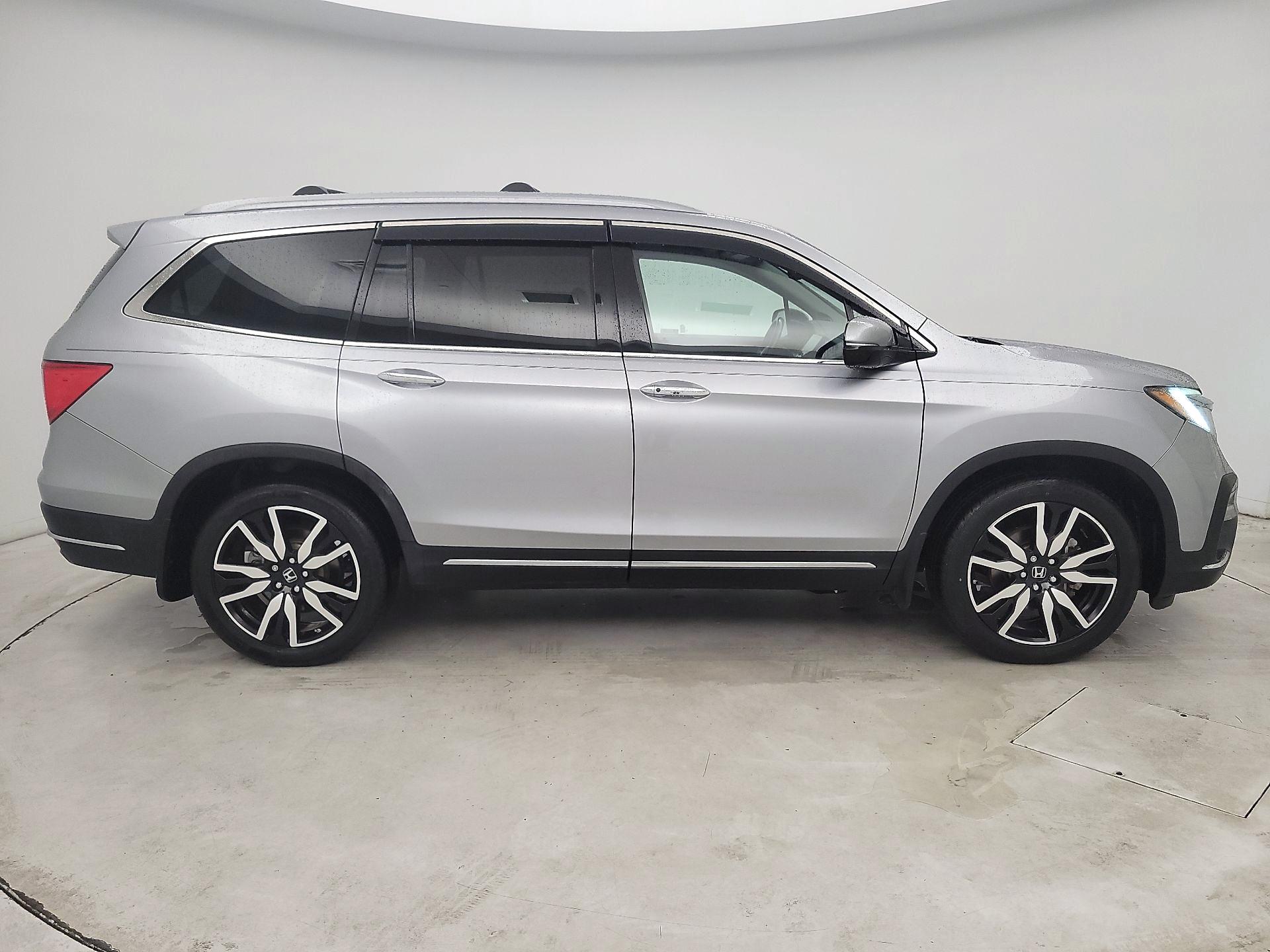 Thumbnail: 2020 Honda Pilot - 4