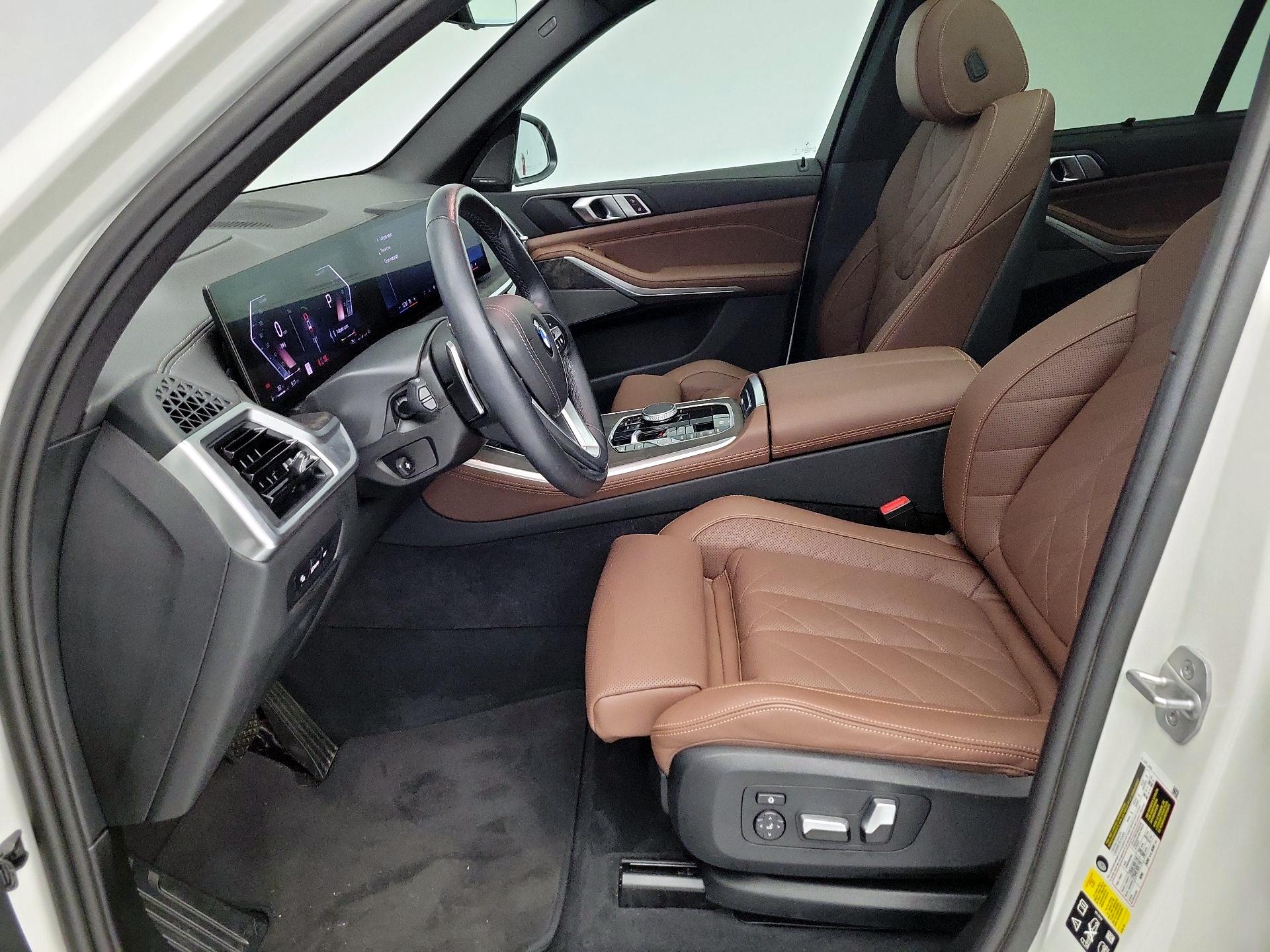 Thumbnail: 2024 BMW X5 - 11