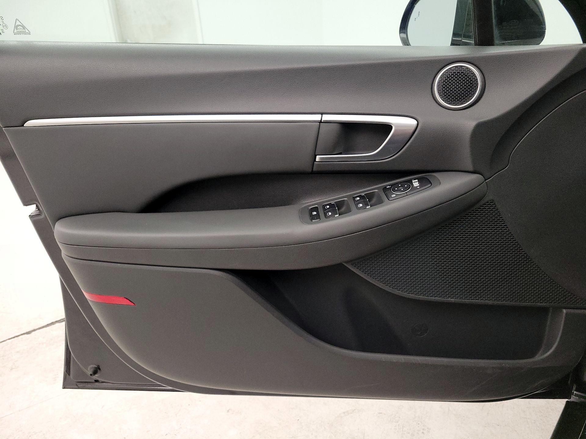 Thumbnail: 2021 Hyundai Sonata - 12