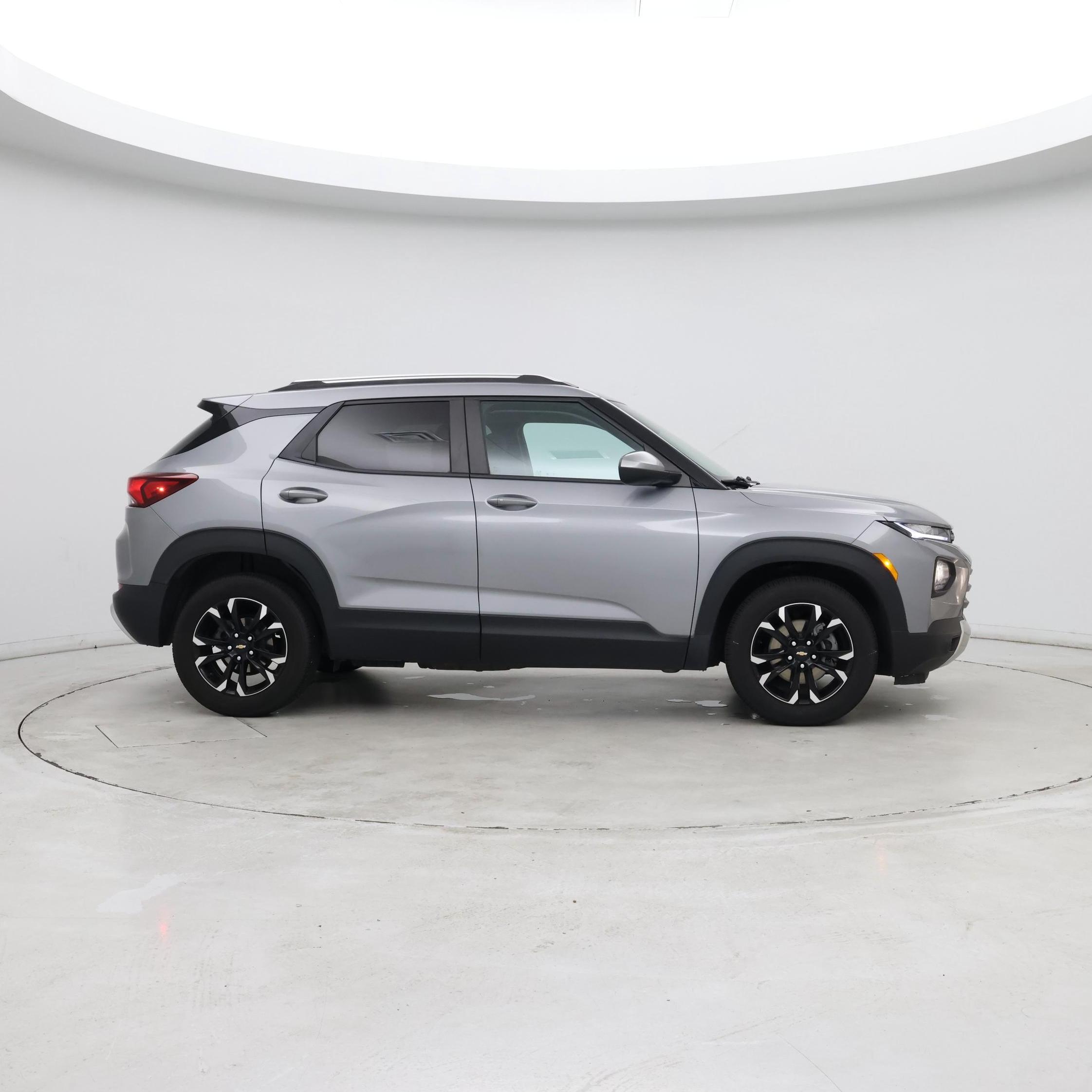 Thumbnail: 2023 Chevrolet TrailBlazer - 7