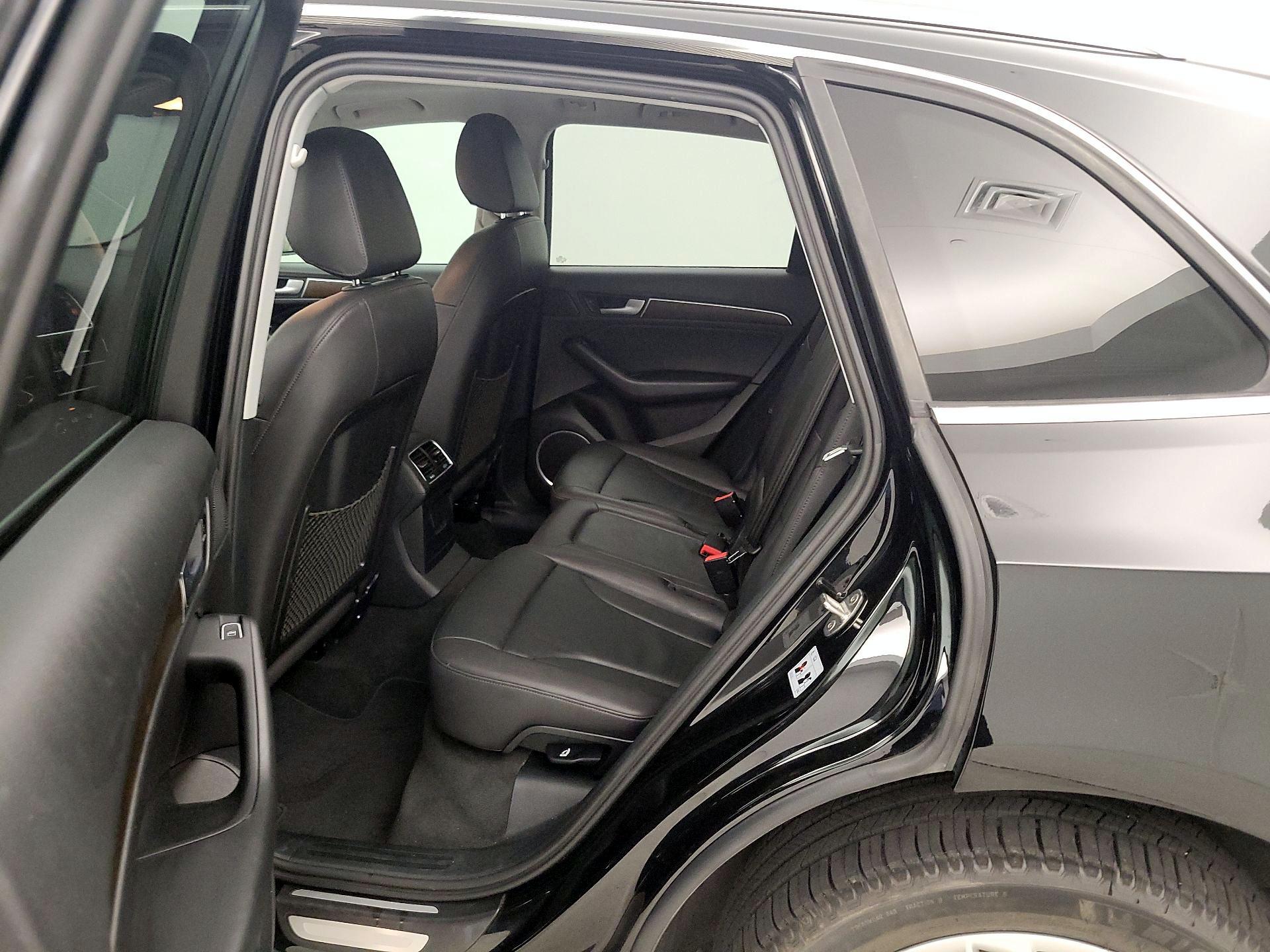 Thumbnail: 2017 Audi Q5 - 17