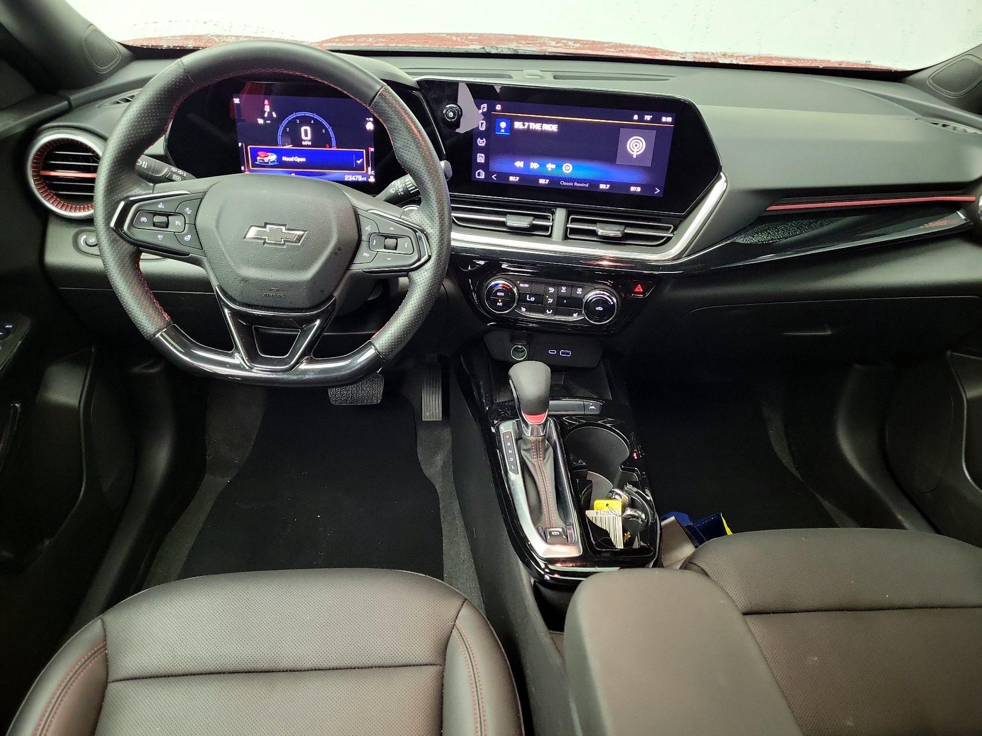 Thumbnail: 2024 Chevrolet Trax - 9