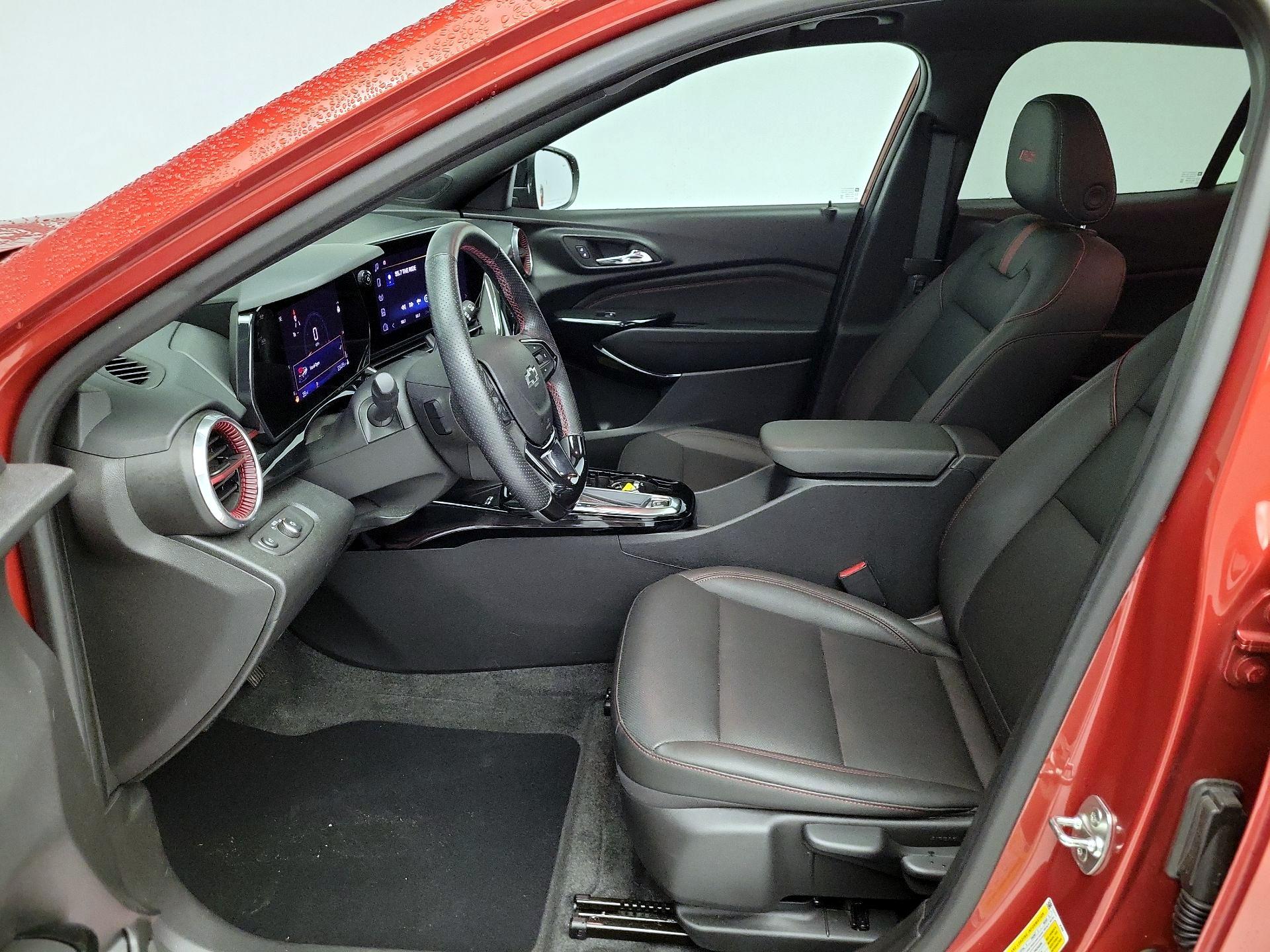 Thumbnail: 2024 Chevrolet Trax - 11