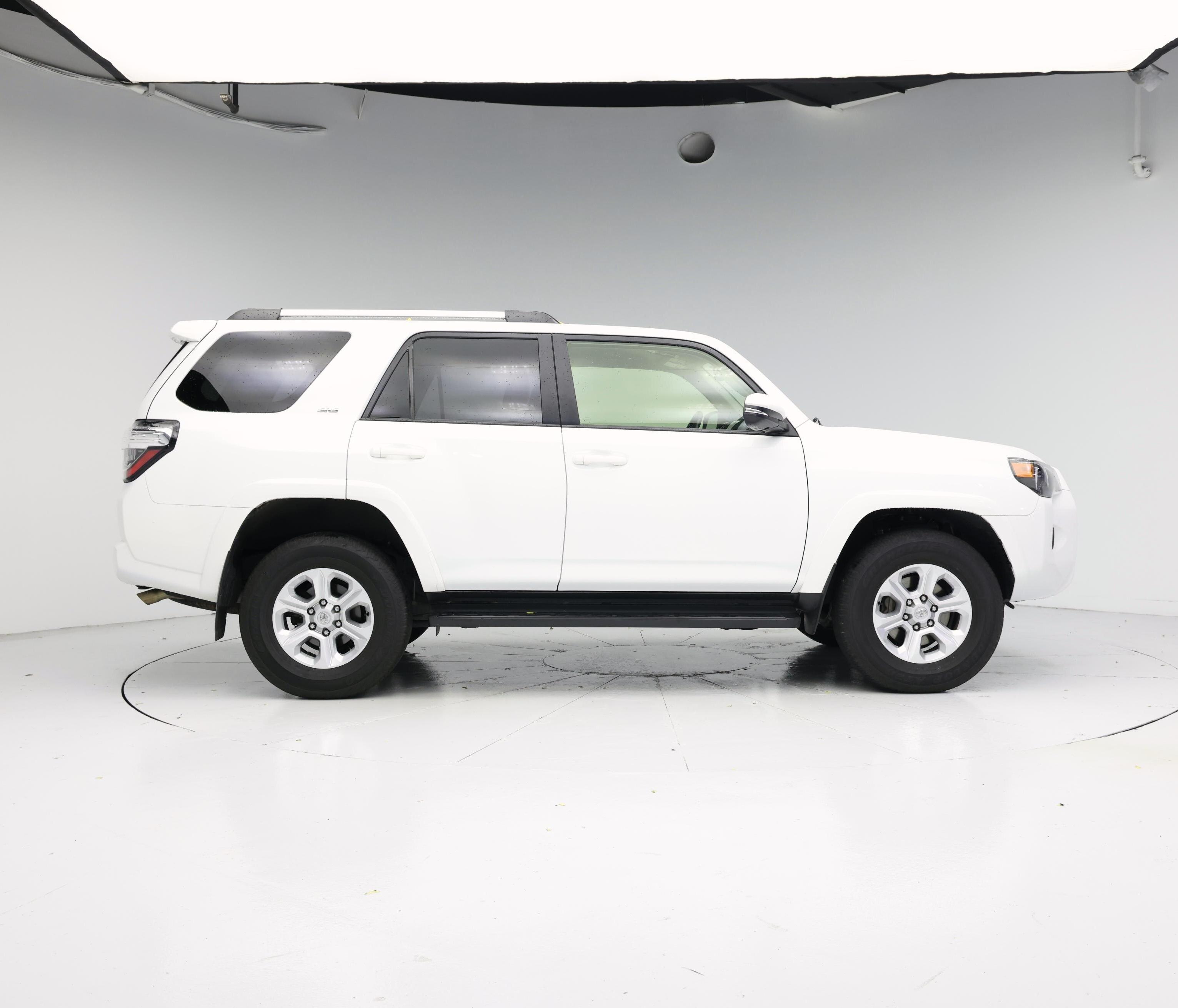 Thumbnail: 2024 Toyota 4Runner - 7