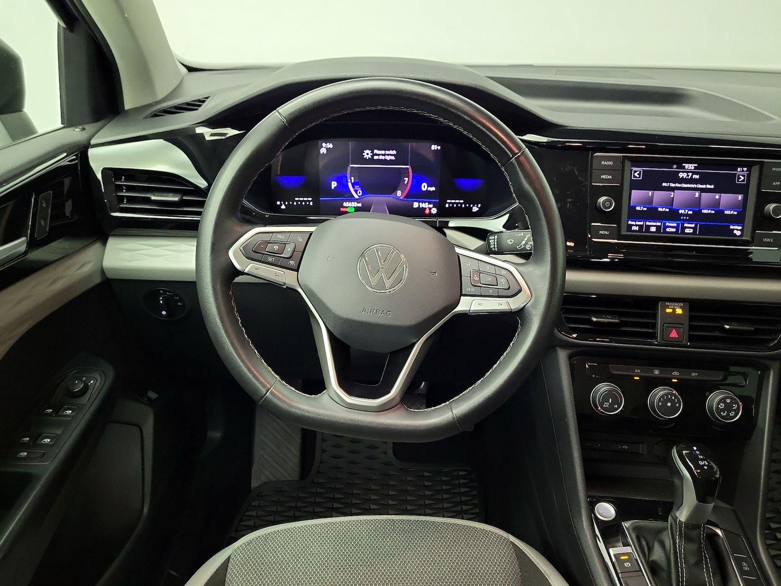 2024 Volkswagen Taos S - Photo 11