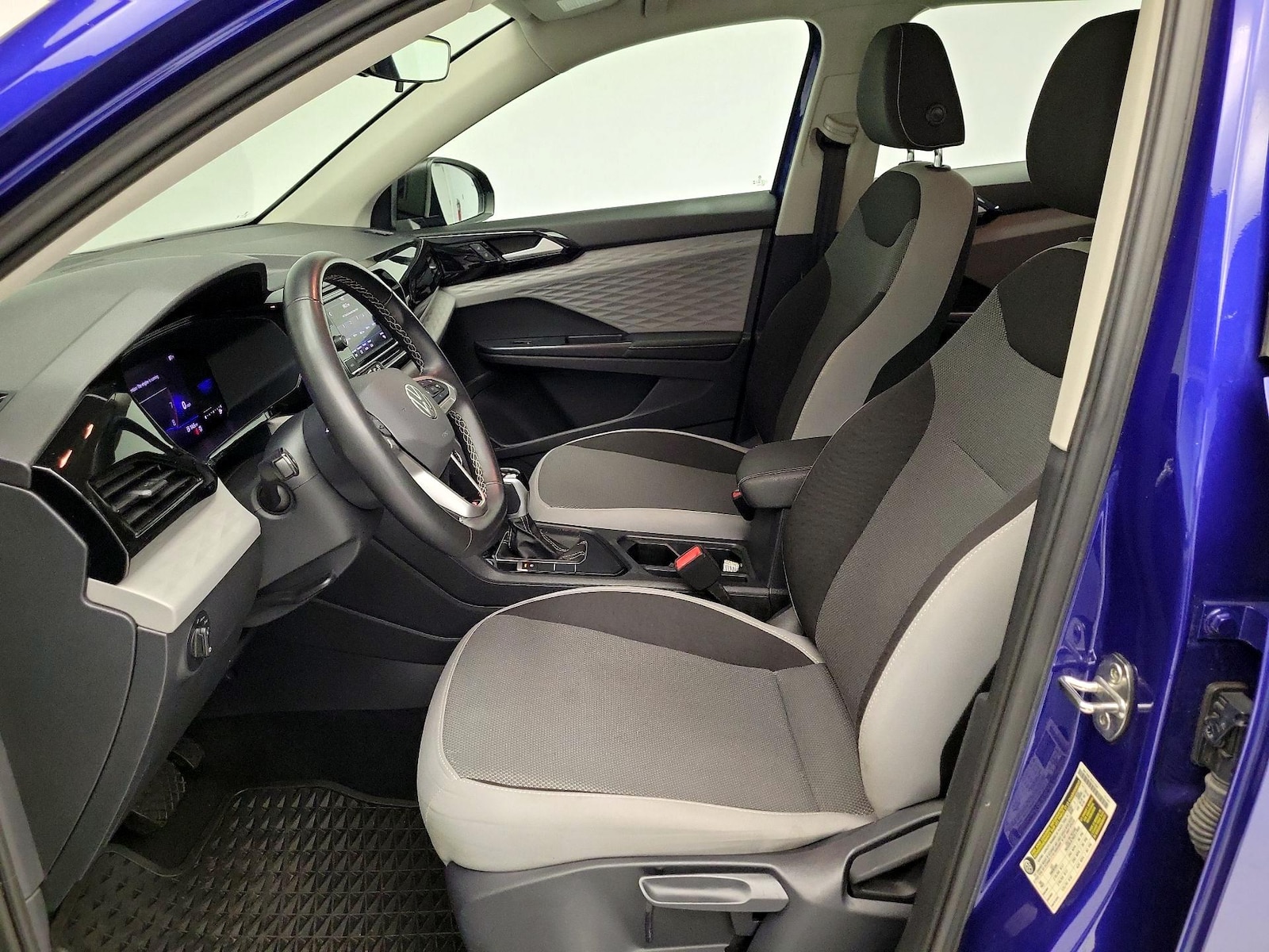 2024 Volkswagen Taos S - Photo 12