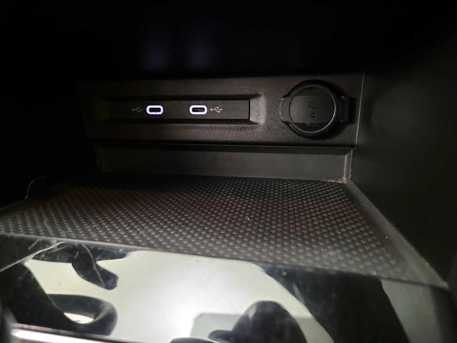 2024 Volkswagen Taos S - Photo 19