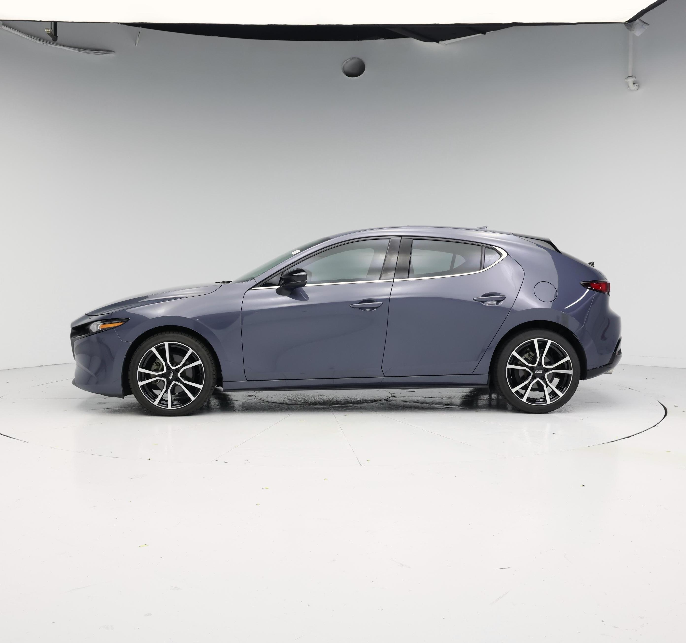 Thumbnail: 2021 Mazda Mazda3 - 3