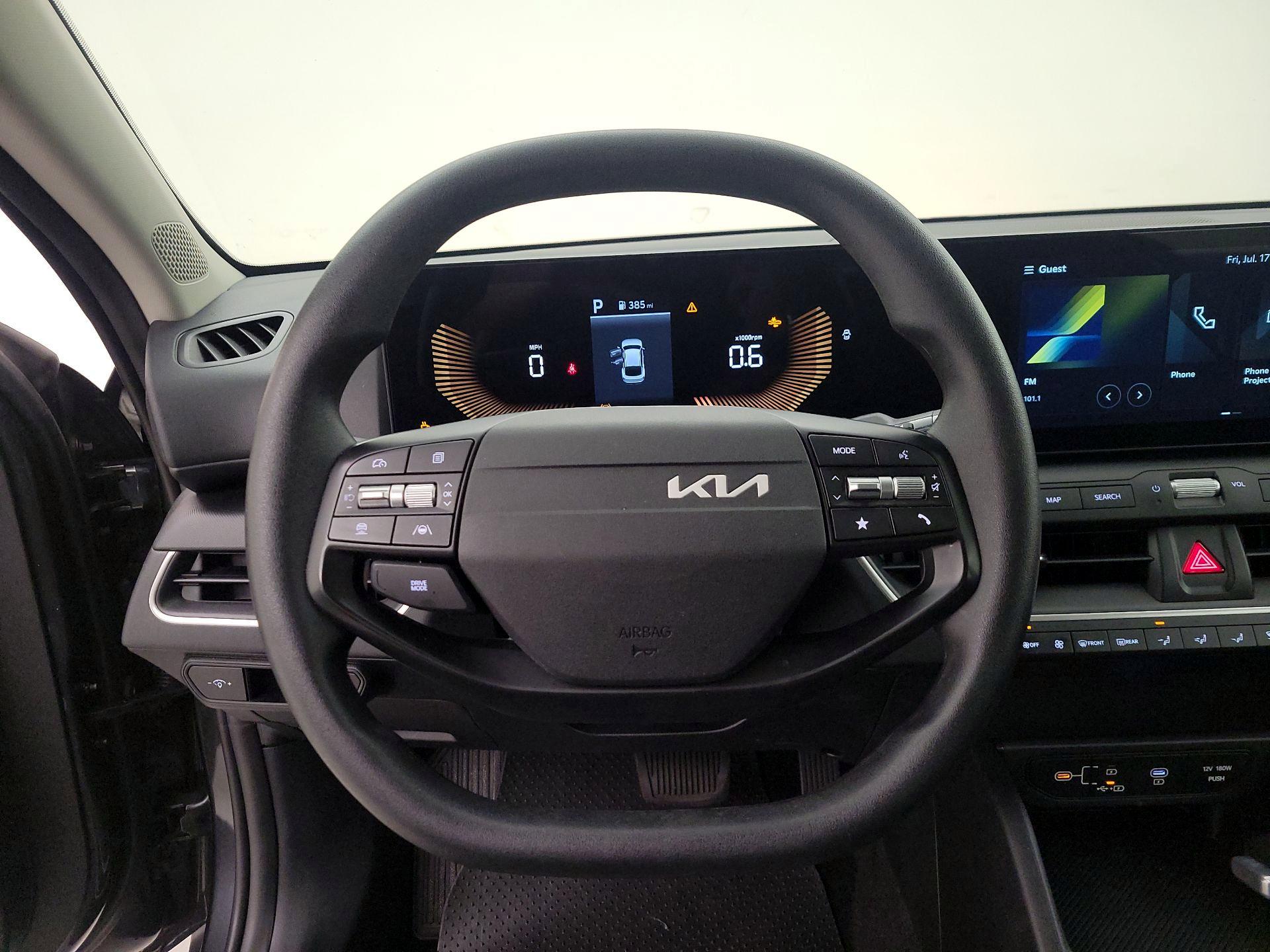 Thumbnail: 2025 Kia K4 - 10