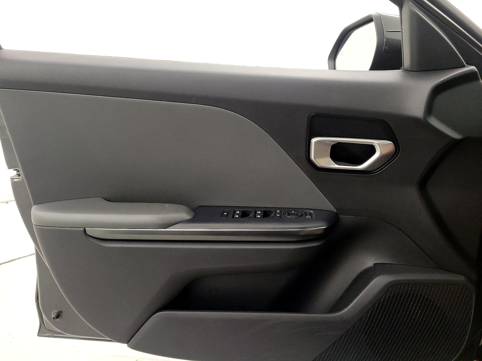 2025 Kia K4 LXS - Photo 13