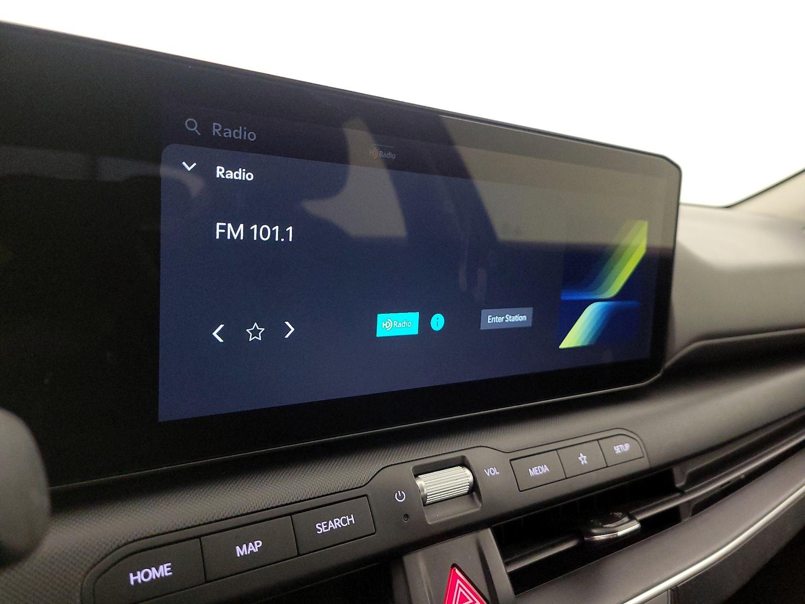 2025 Kia K4 LXS - Photo 16