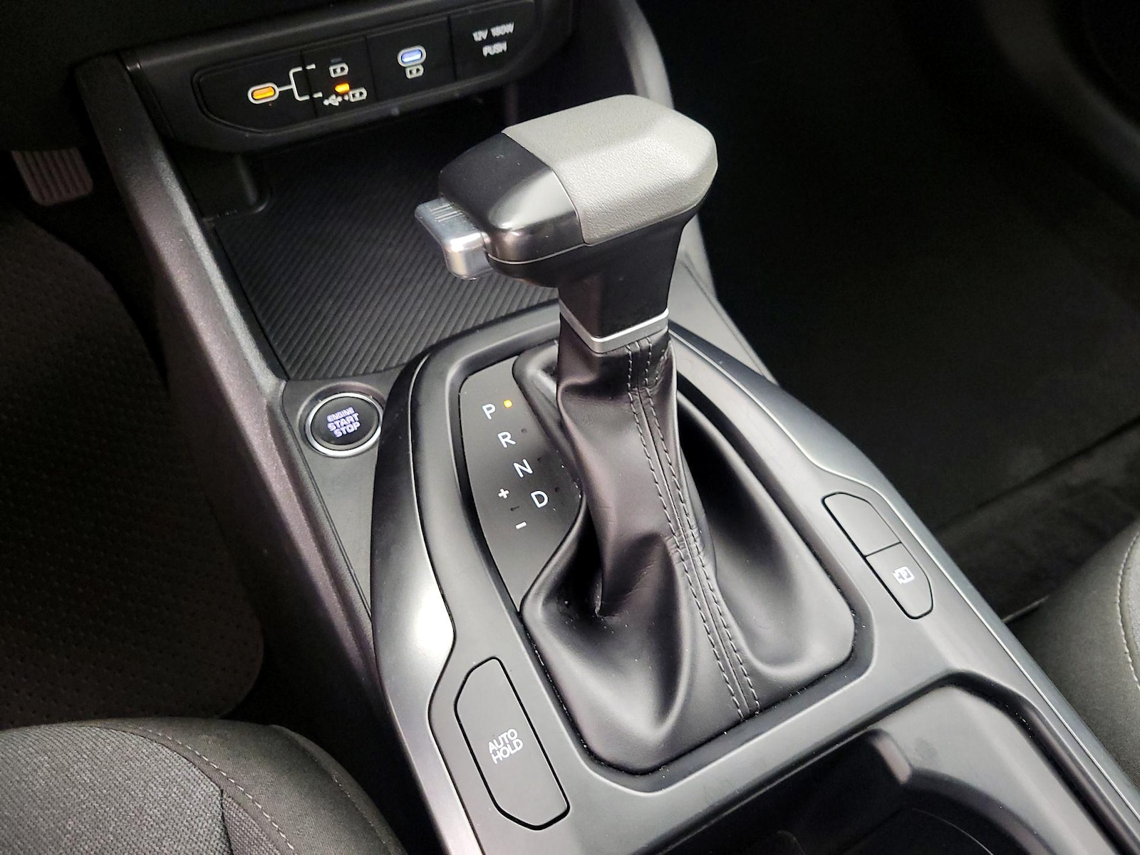 2025 Kia K4 LXS - Photo 18