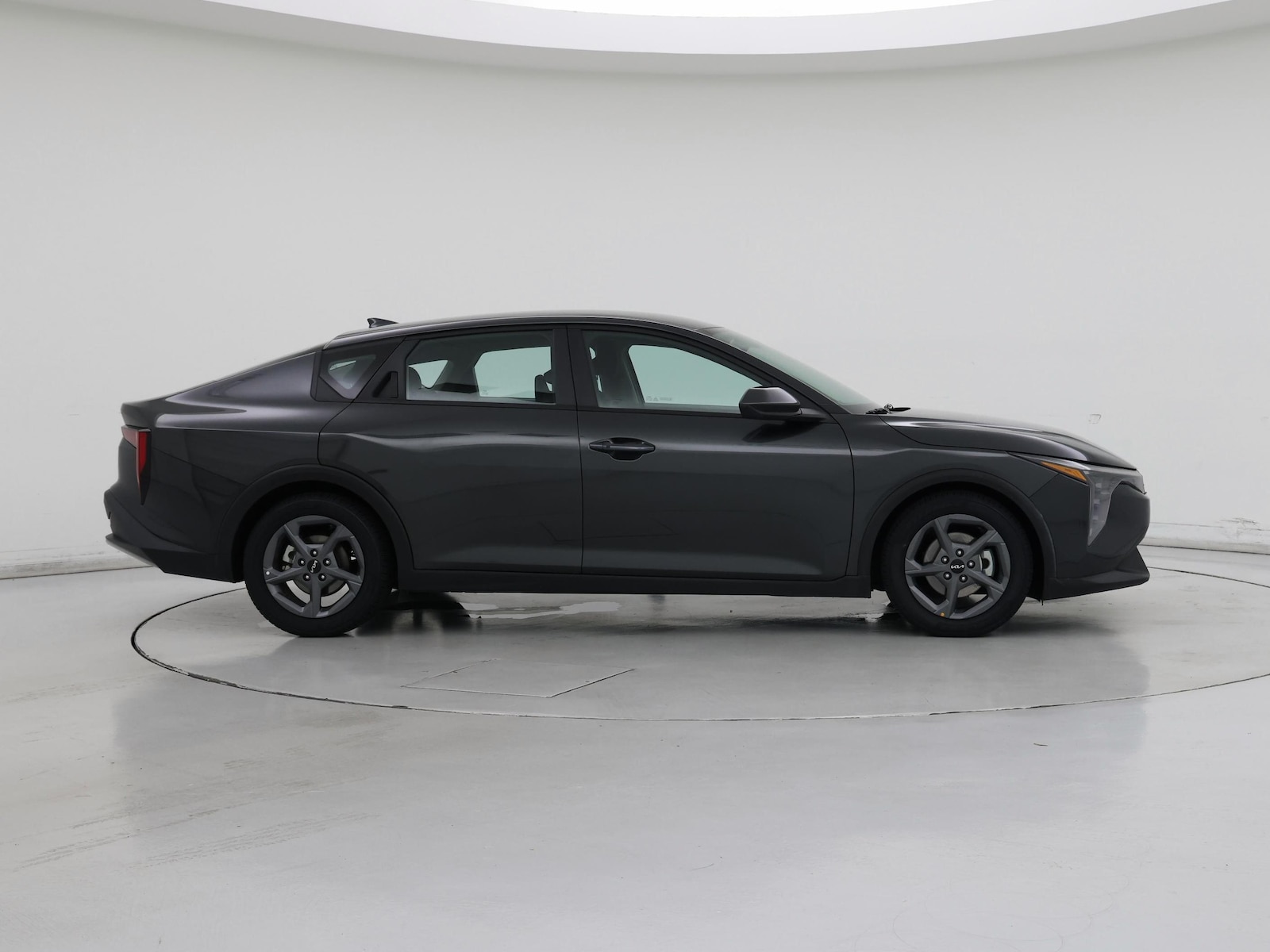 2025 Kia K4 LXS - Photo 8
