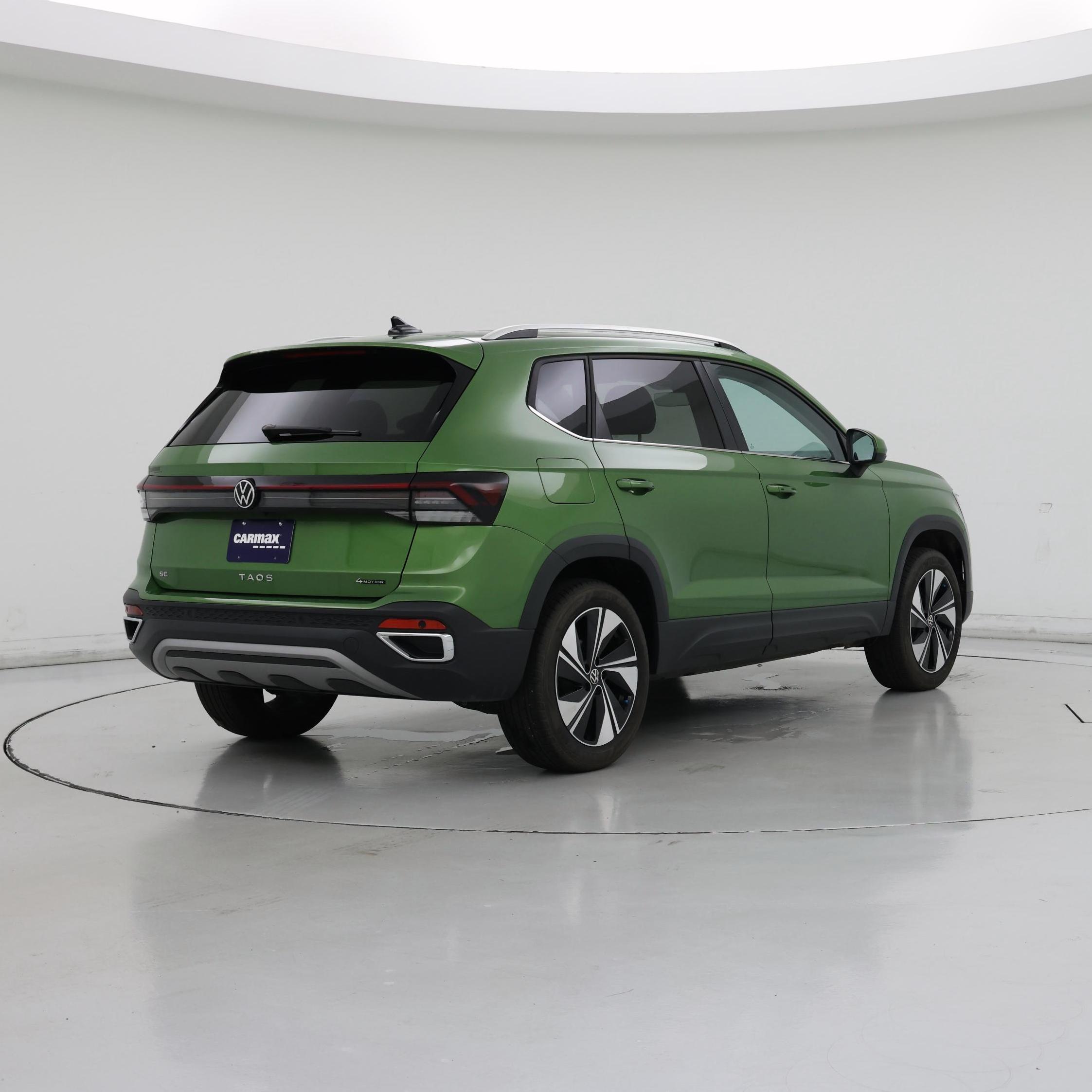 Thumbnail: 2025 Volkswagen Taos - 8