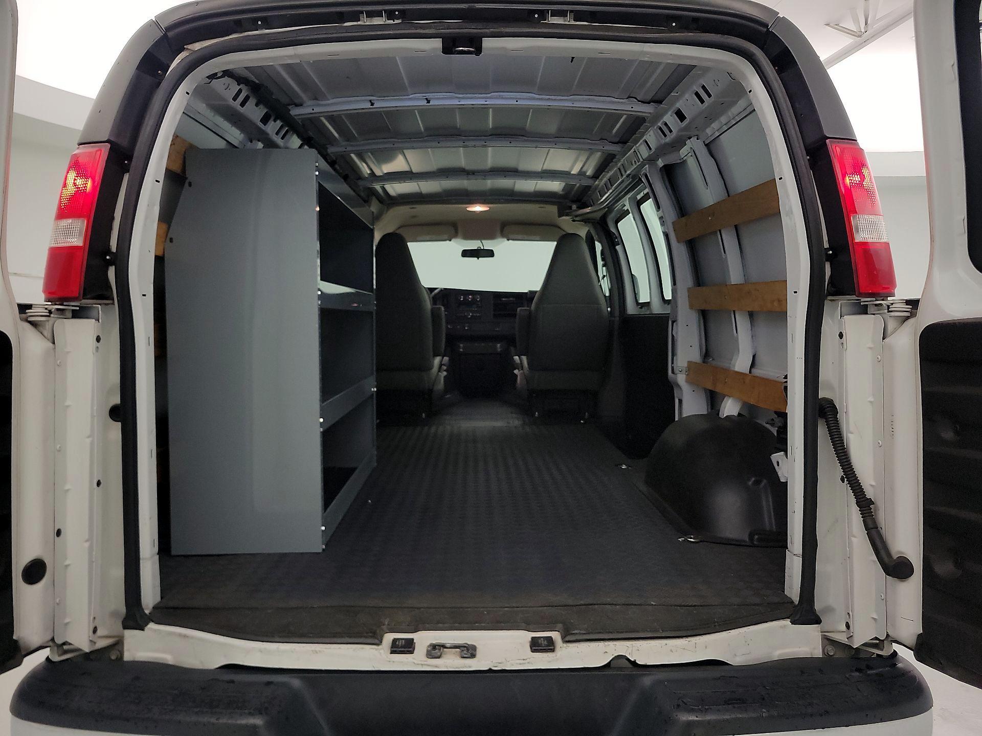 Thumbnail: 2019 GMC Savana - 19