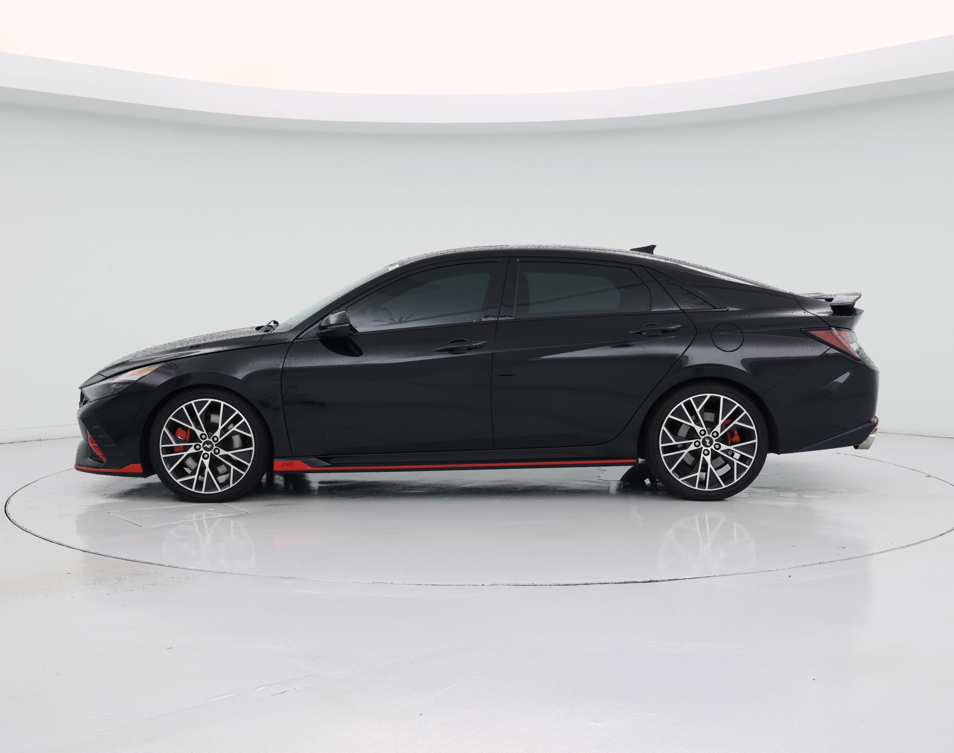 Thumbnail: 2022 Hyundai Elantra - 3