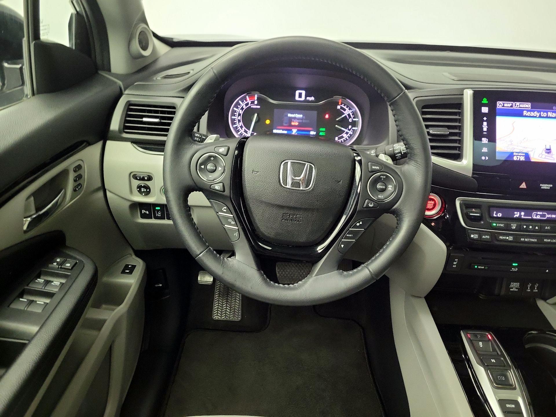 Thumbnail: 2016 Honda Pilot - 10