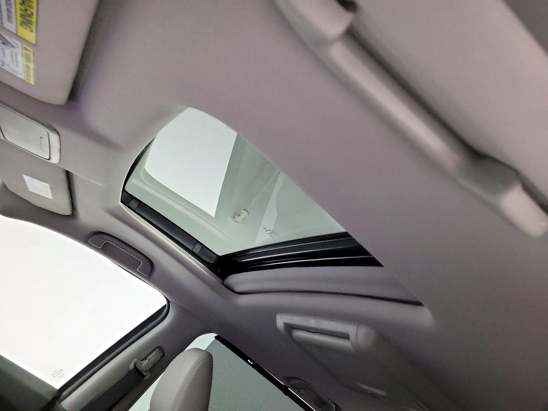 Thumbnail: 2016 Honda Pilot - 20