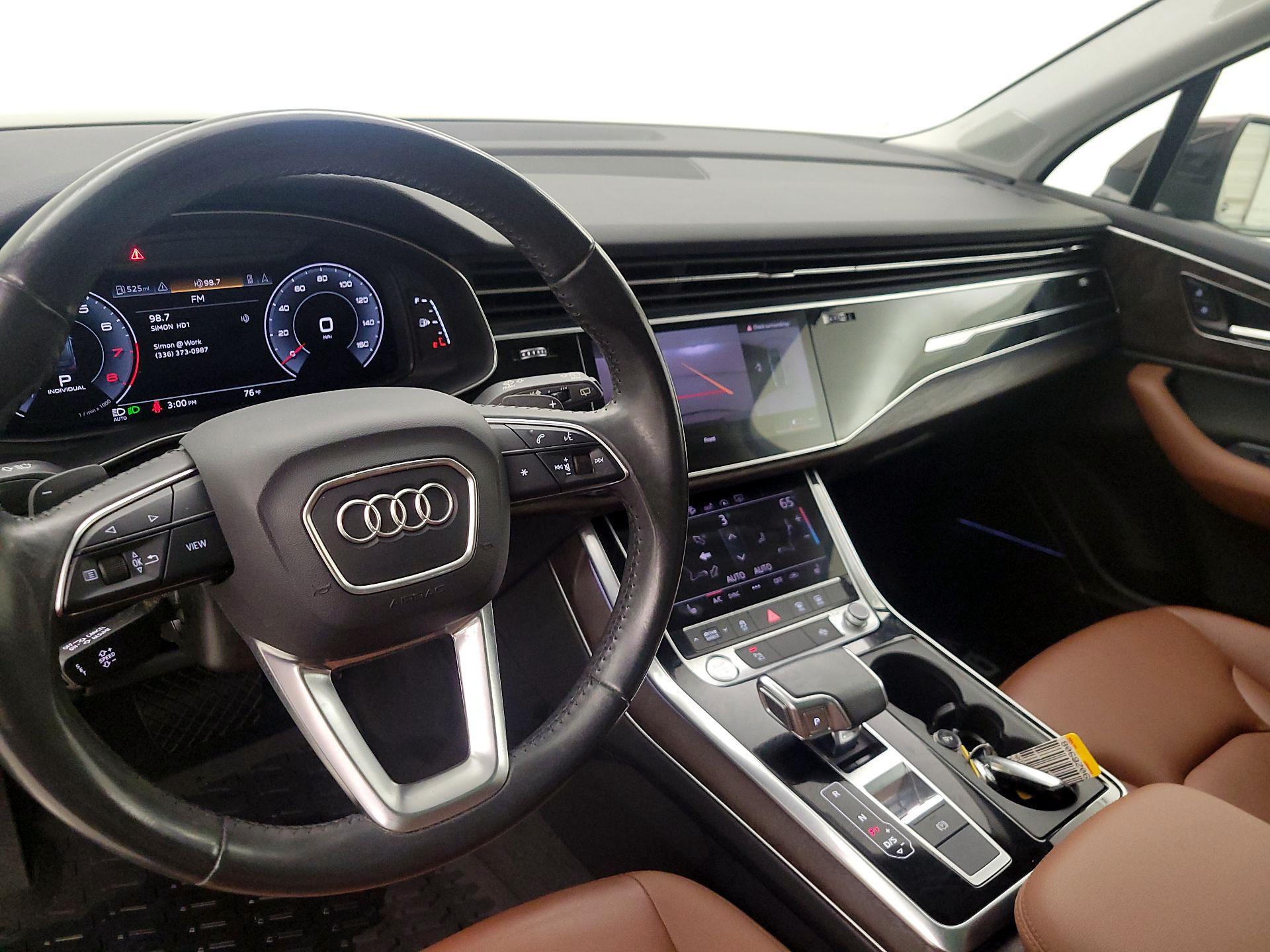Thumbnail: 2020 Audi Q7 - 9