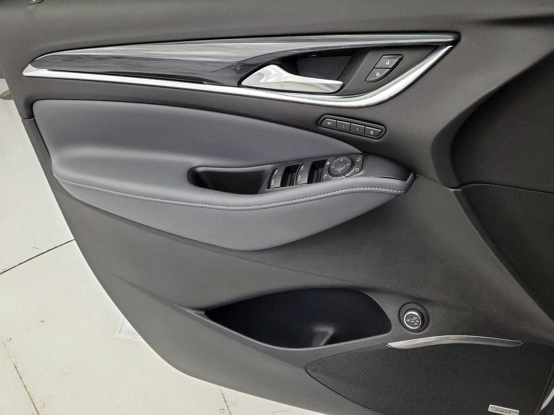 Thumbnail: 2021 Buick Enclave - 12