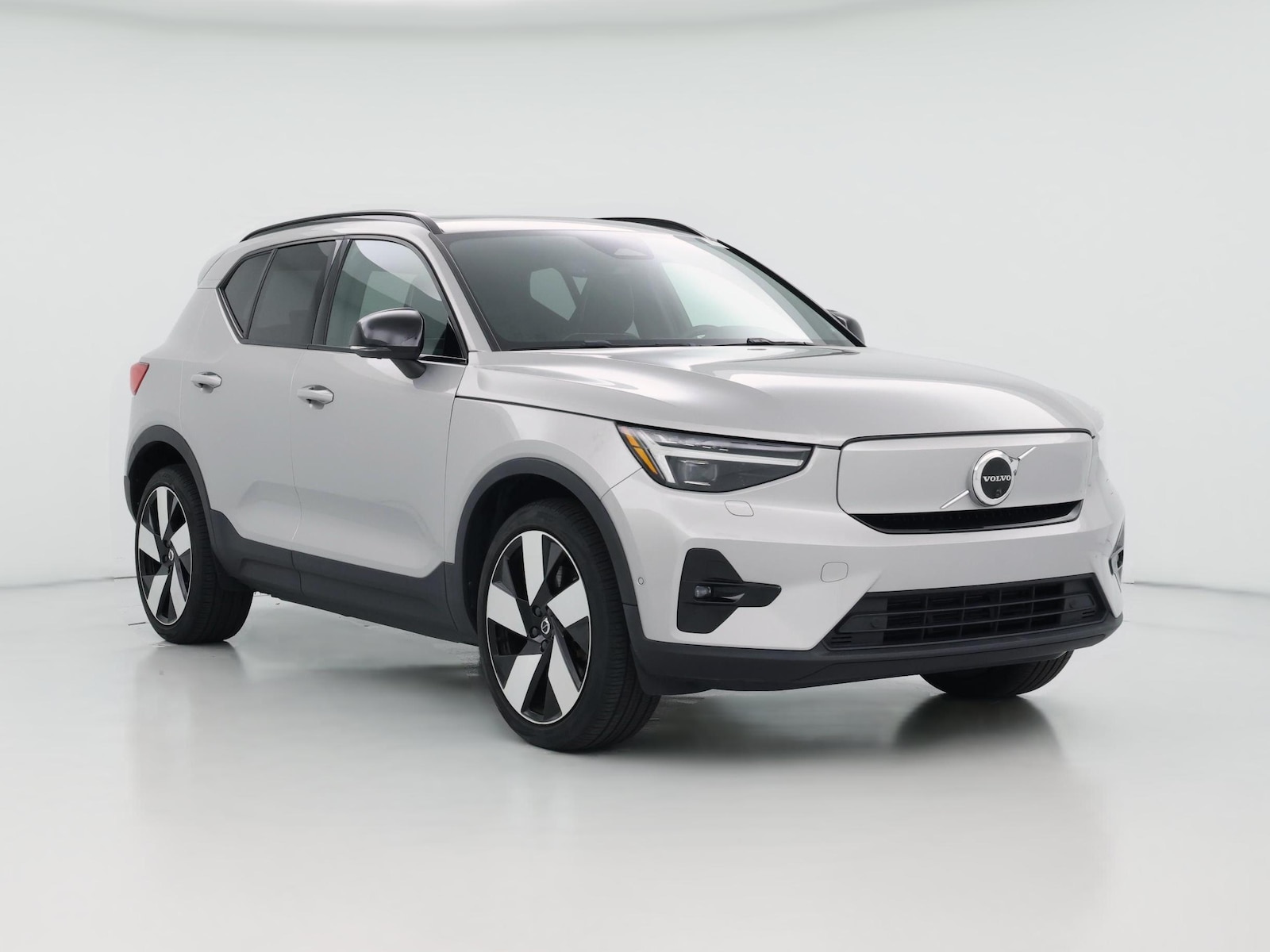 2023 Volvo XC40 Ultimate - Photo 1
