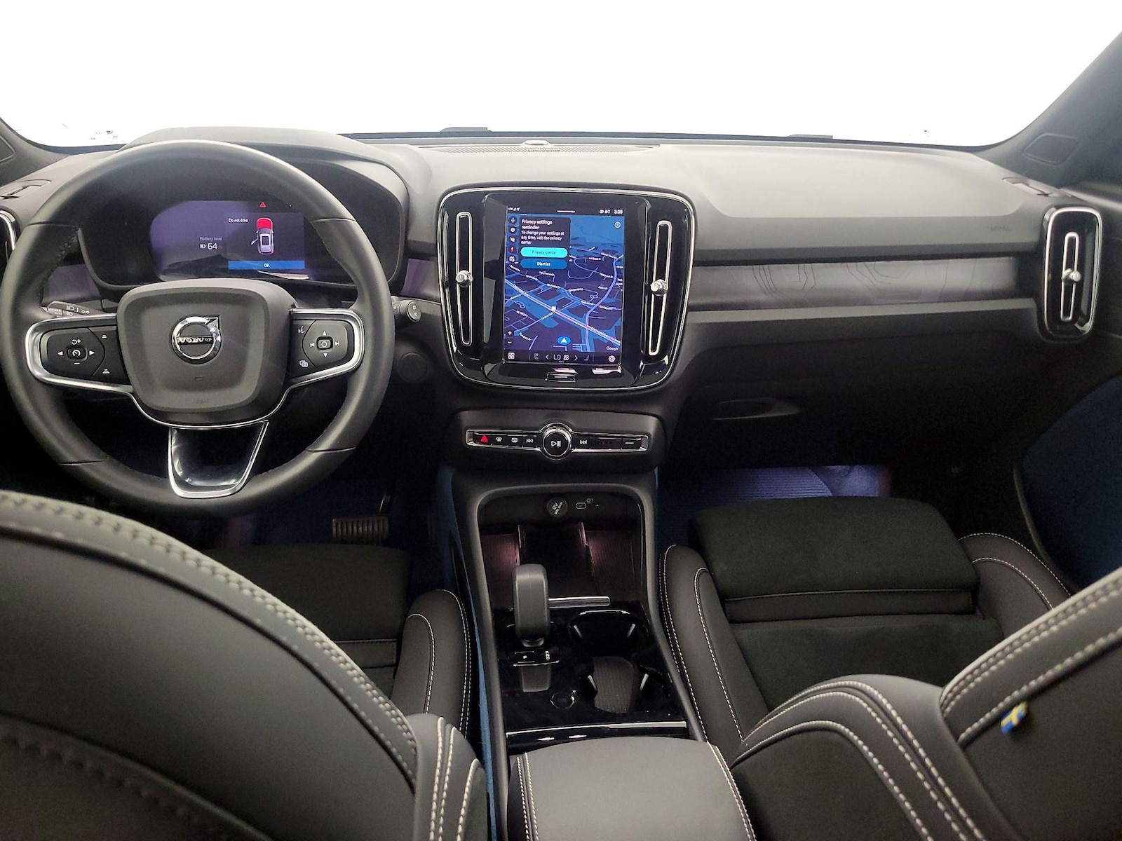 2023 Volvo XC40 Ultimate - Photo 10
