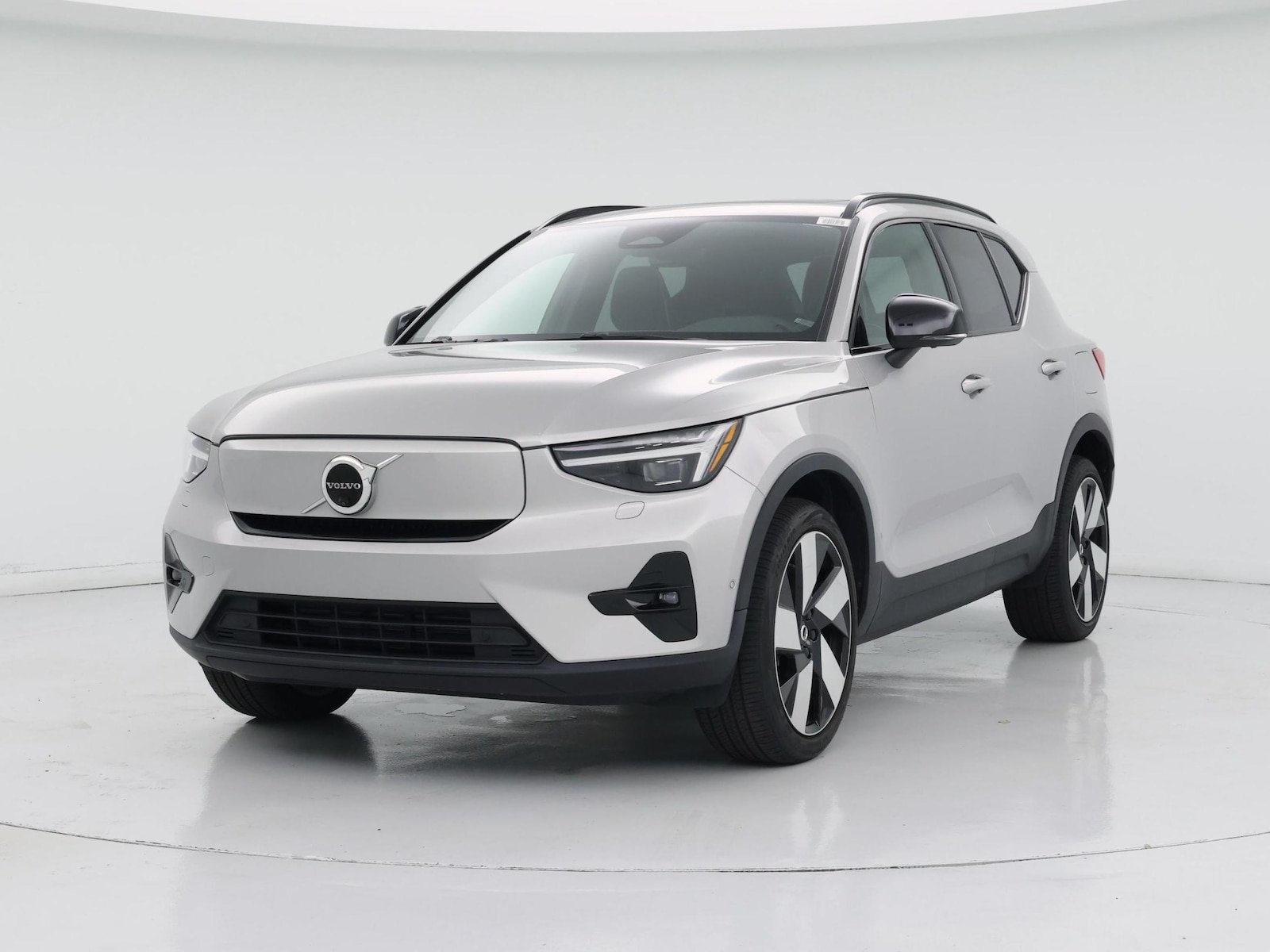 2023 Volvo XC40 Ultimate - Photo 5