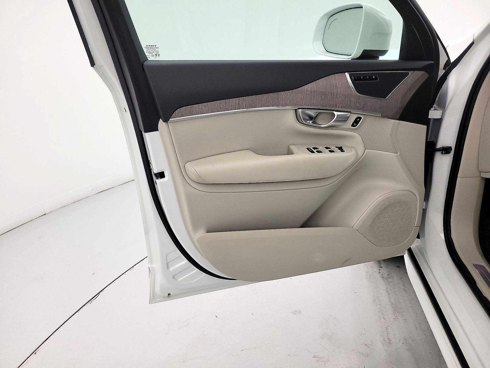 Thumbnail: 2024 Volvo XC90 - 12