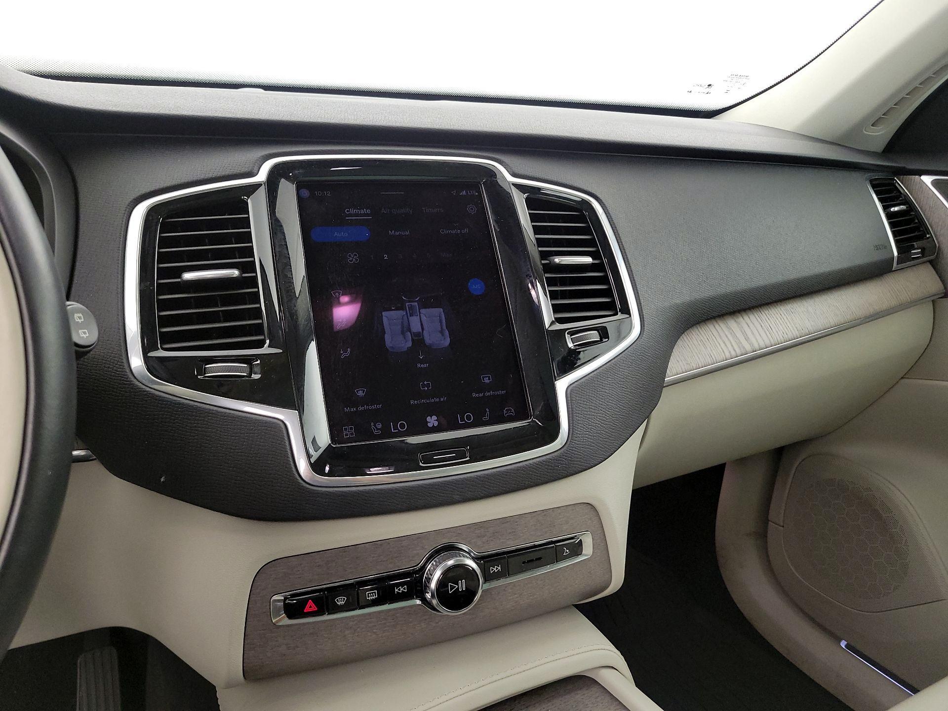Thumbnail: 2024 Volvo XC90 - 17
