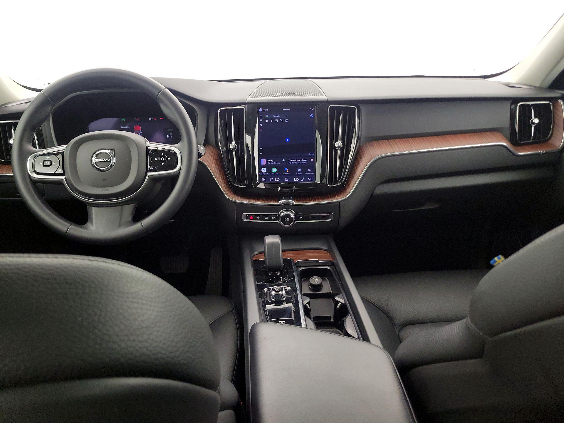 Thumbnail: 2023 Volvo XC60 - 9