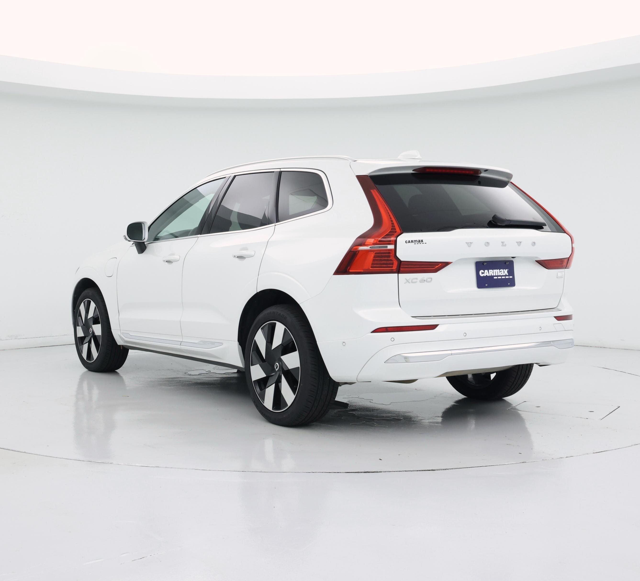 Thumbnail: 2023 Volvo XC60 - 2